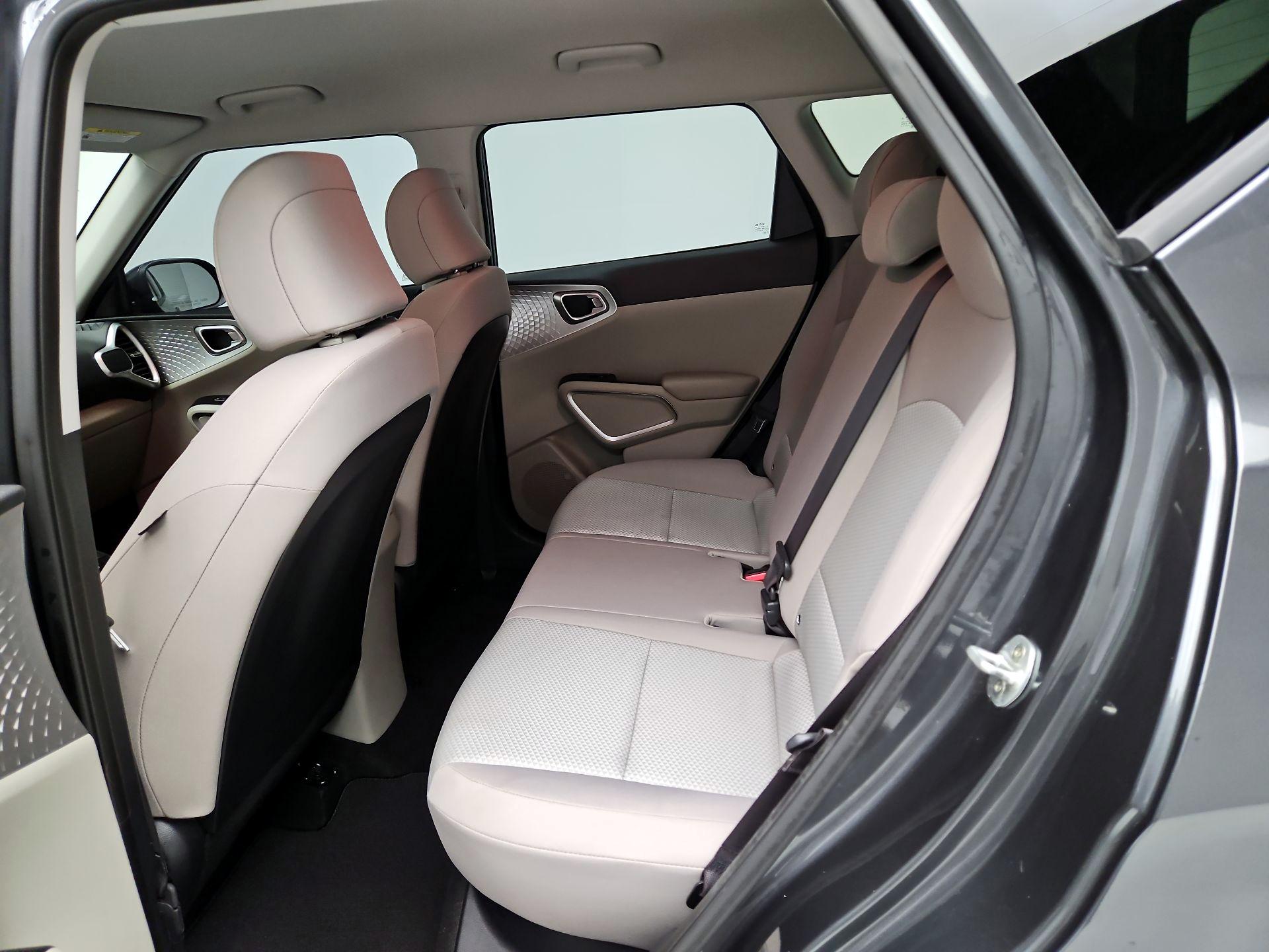 Thumbnail: 2021 Kia Soul - 17