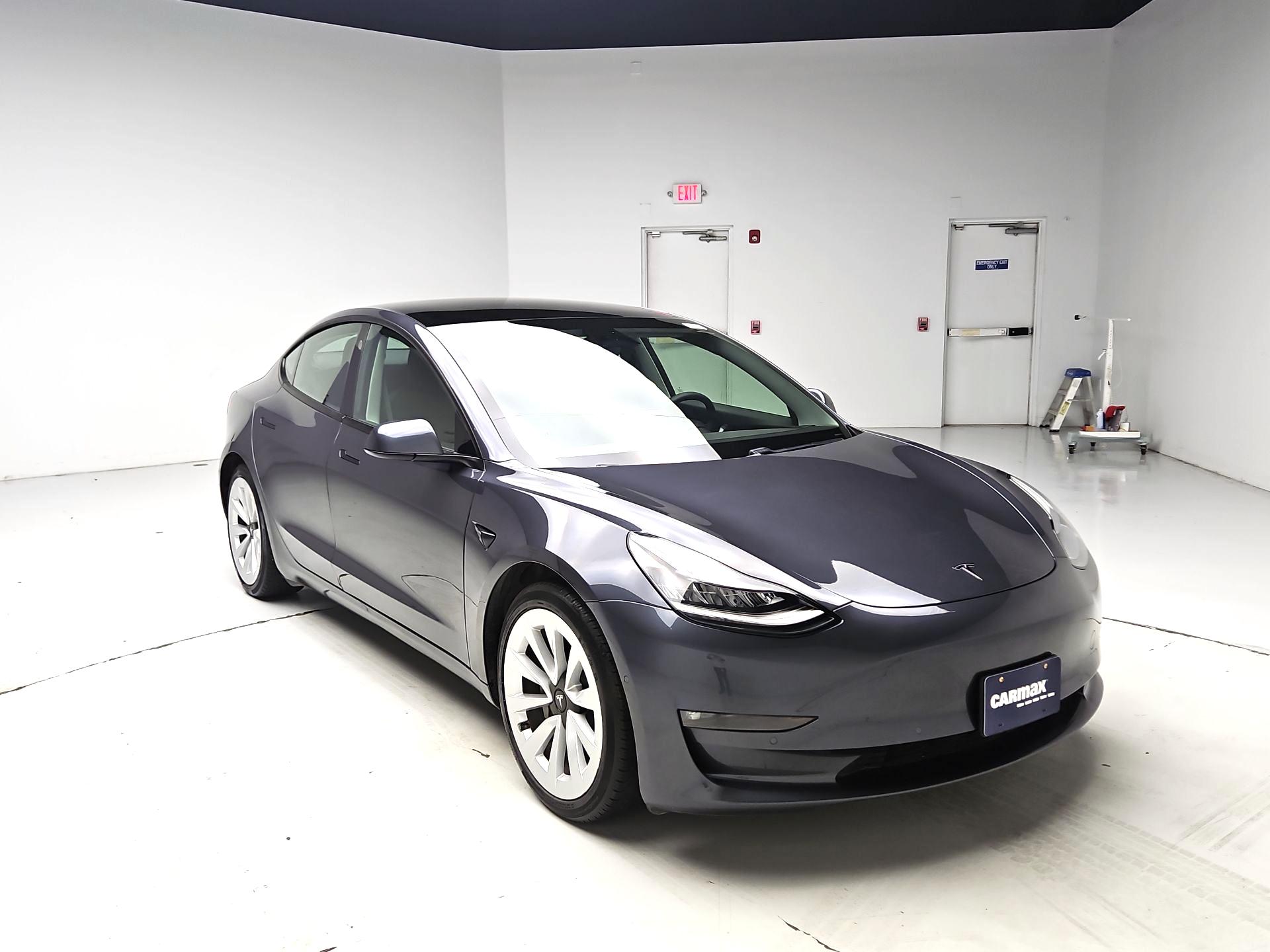 Thumbnail: 2021 Tesla Model 3 - 1