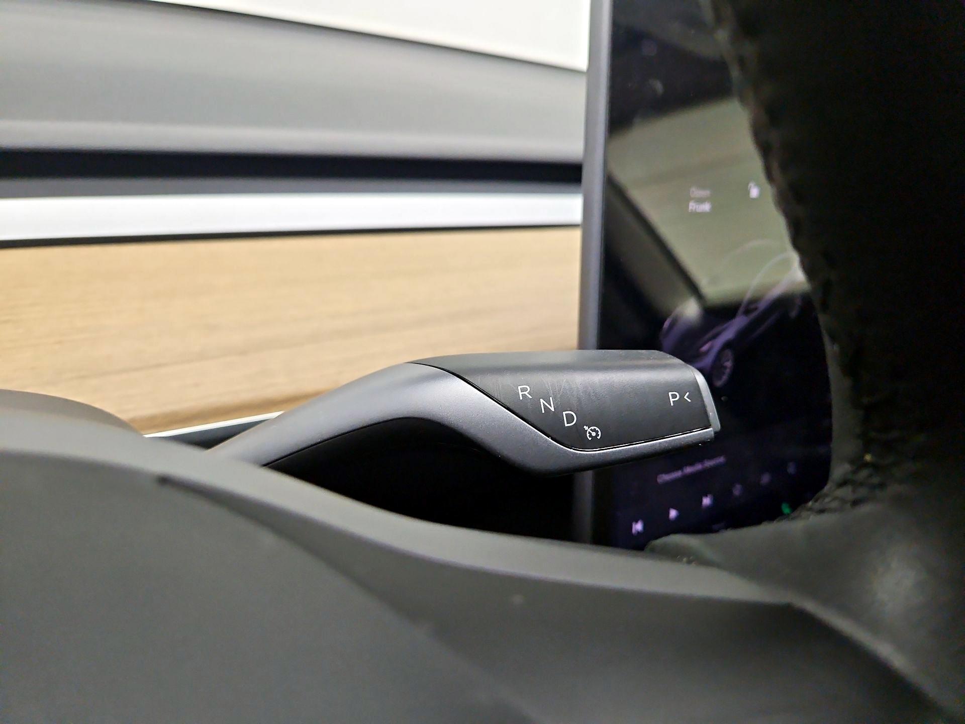 Thumbnail: 2021 Tesla Model 3 - 15