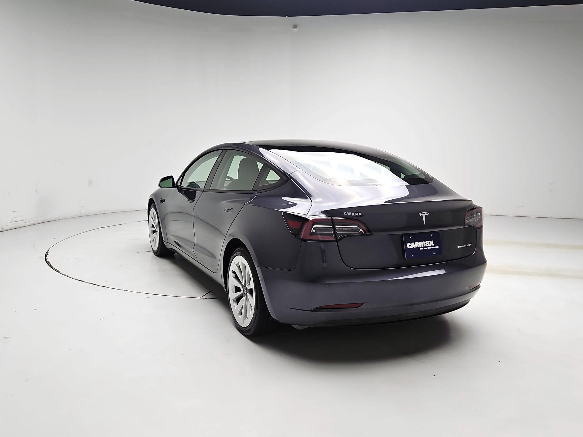 Thumbnail: 2021 Tesla Model 3 - 7