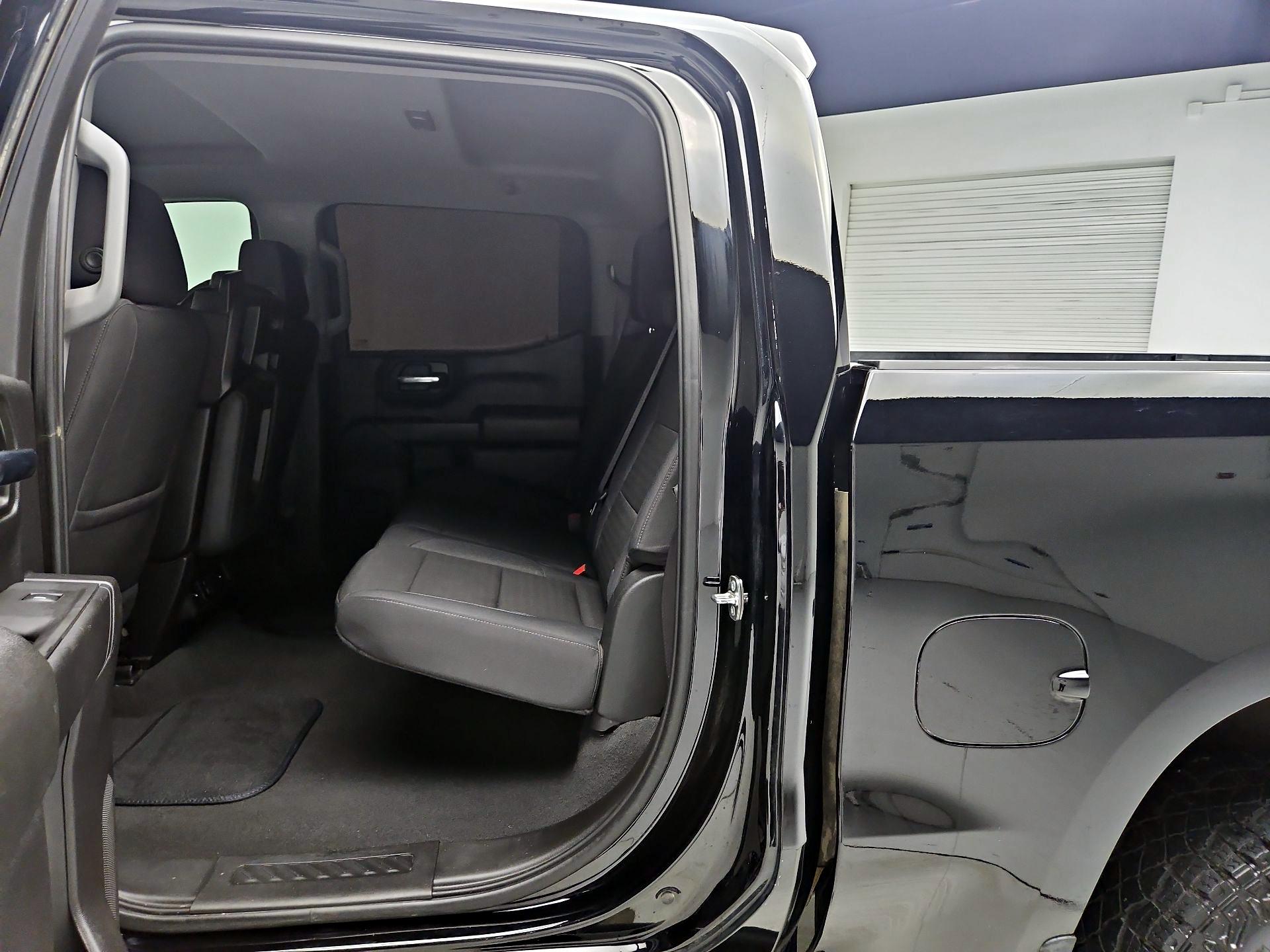 Thumbnail: 2024 Chevrolet Silverado 1500 - 17