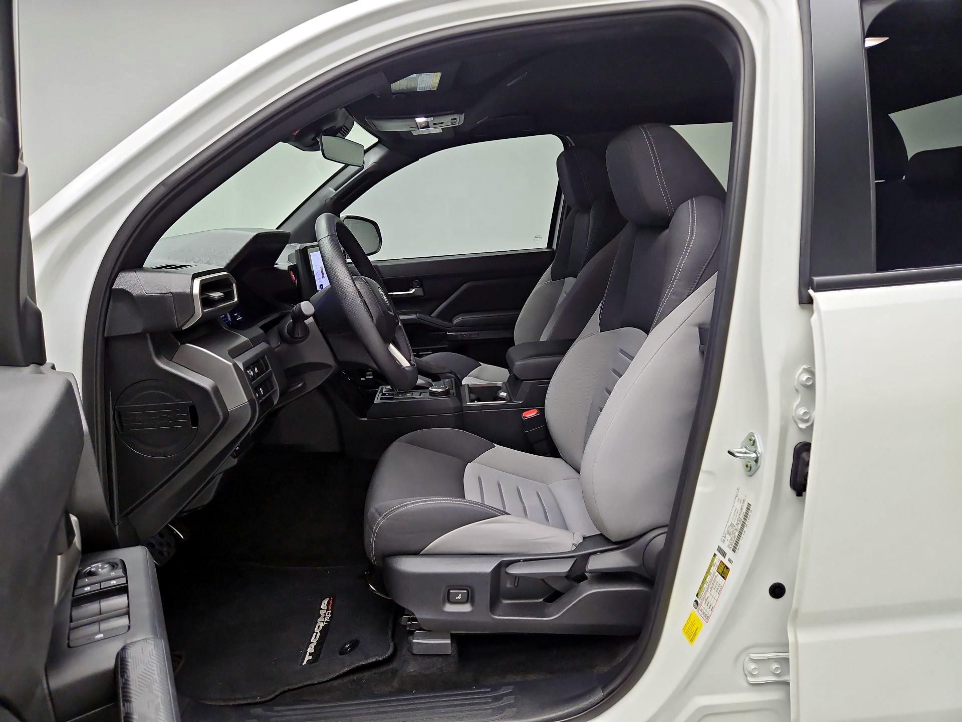 Thumbnail: 2024 Toyota Tacoma - 9