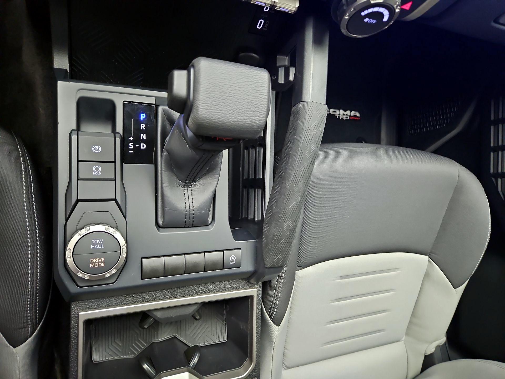 Thumbnail: 2024 Toyota Tacoma - 15
