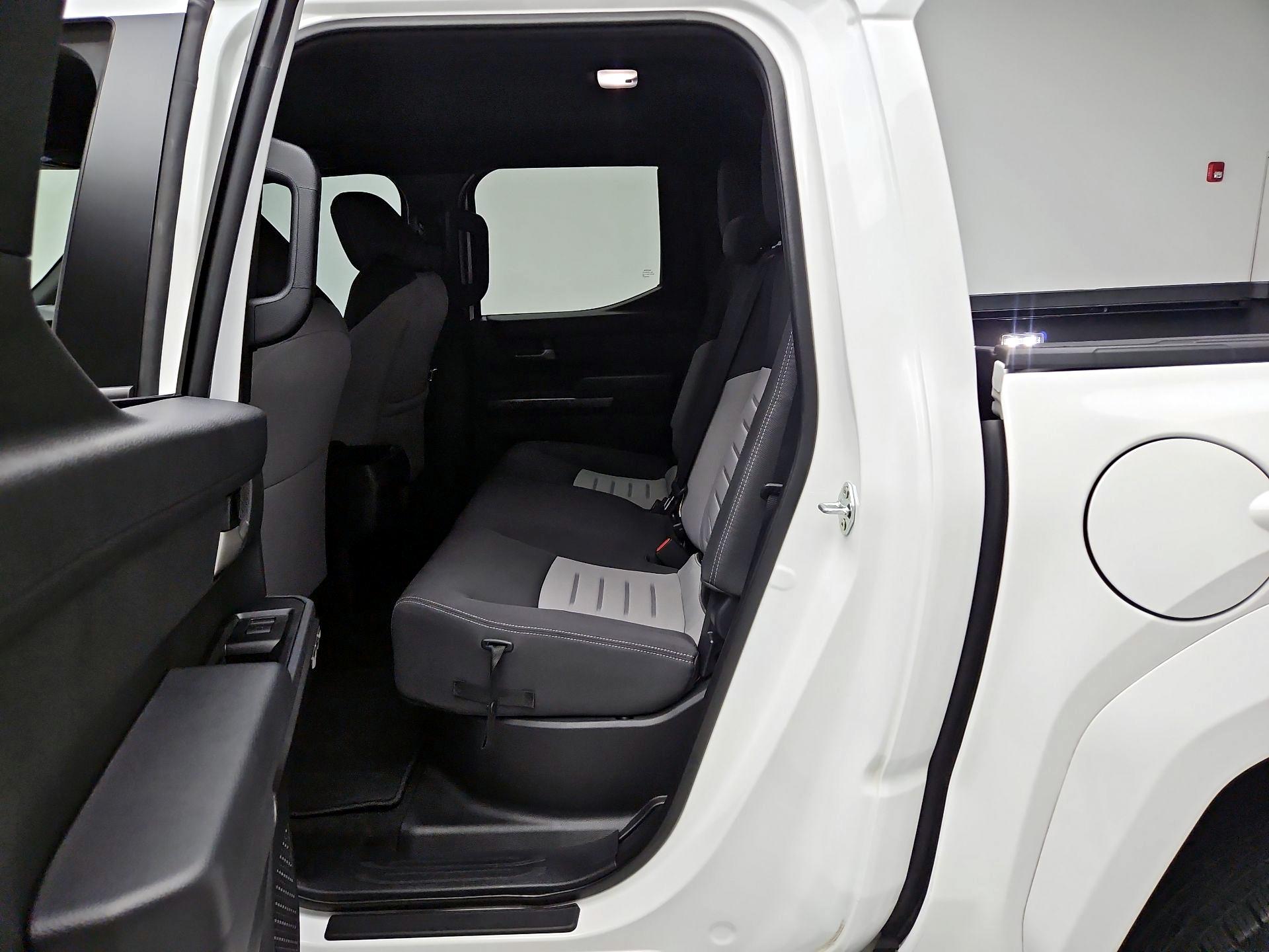 Thumbnail: 2024 Toyota Tacoma - 17