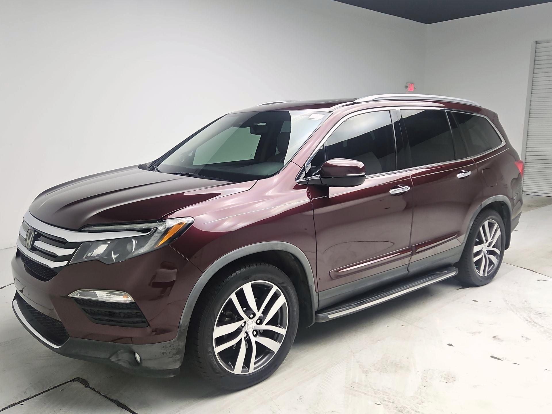 Thumbnail: 2016 Honda Pilot - 3