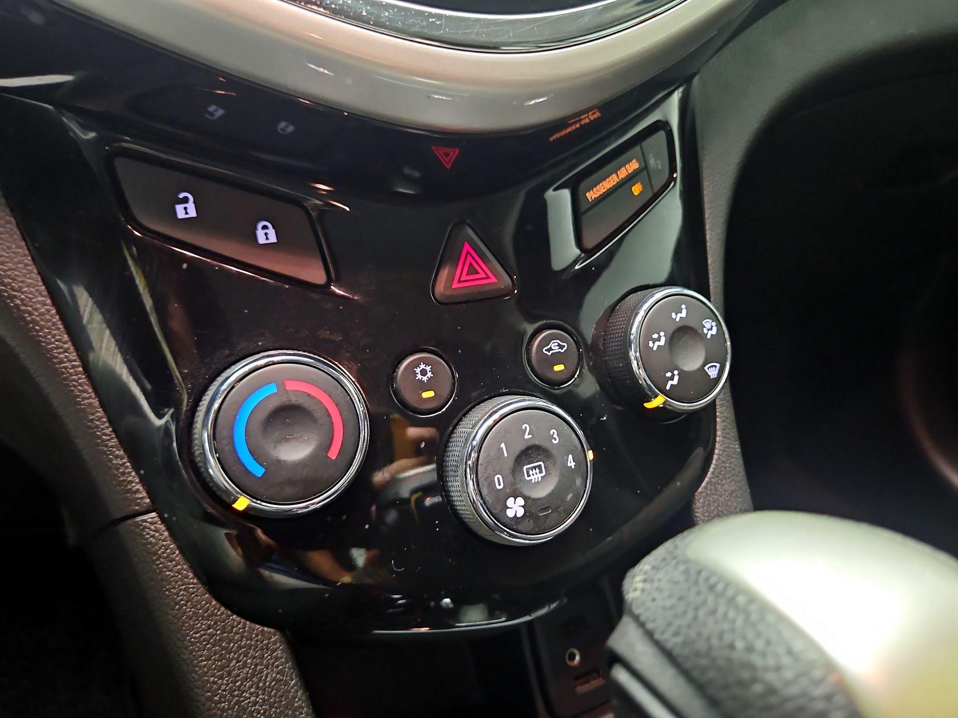 Thumbnail: 2019 Chevrolet Sonic - 14