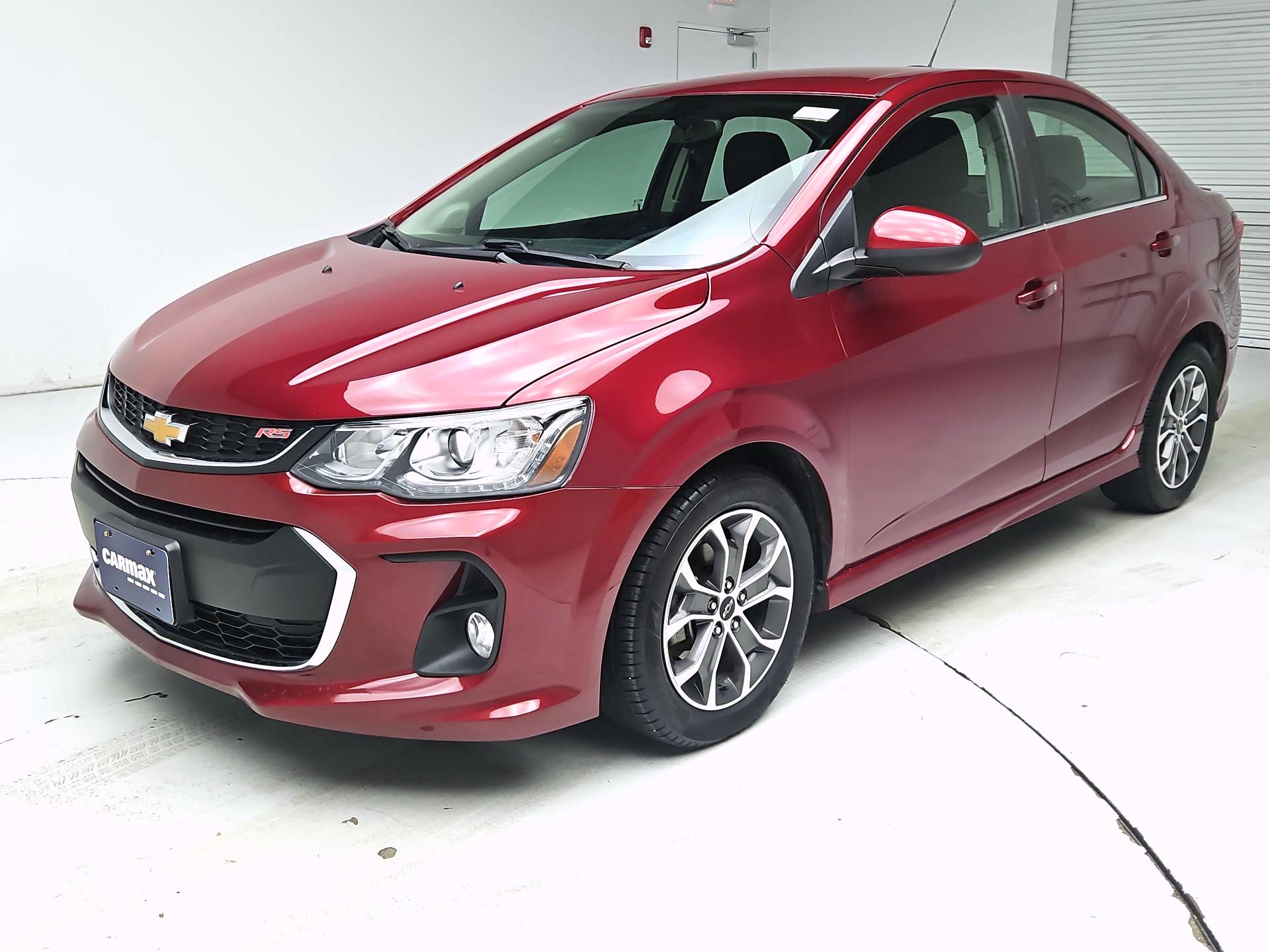 Thumbnail: 2019 Chevrolet Sonic - 3