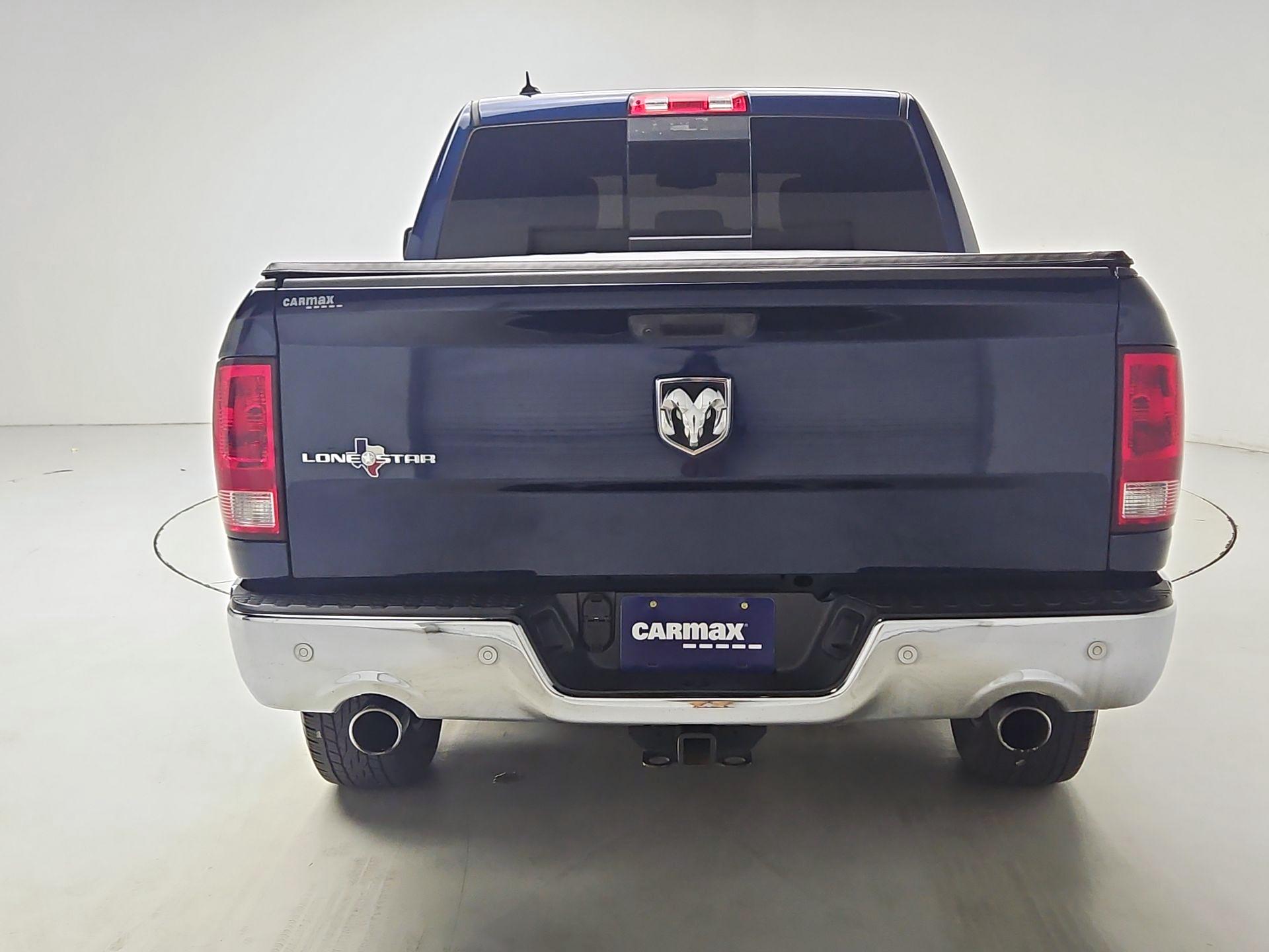 Thumbnail: 2019 RAM 1500 Classic - 6