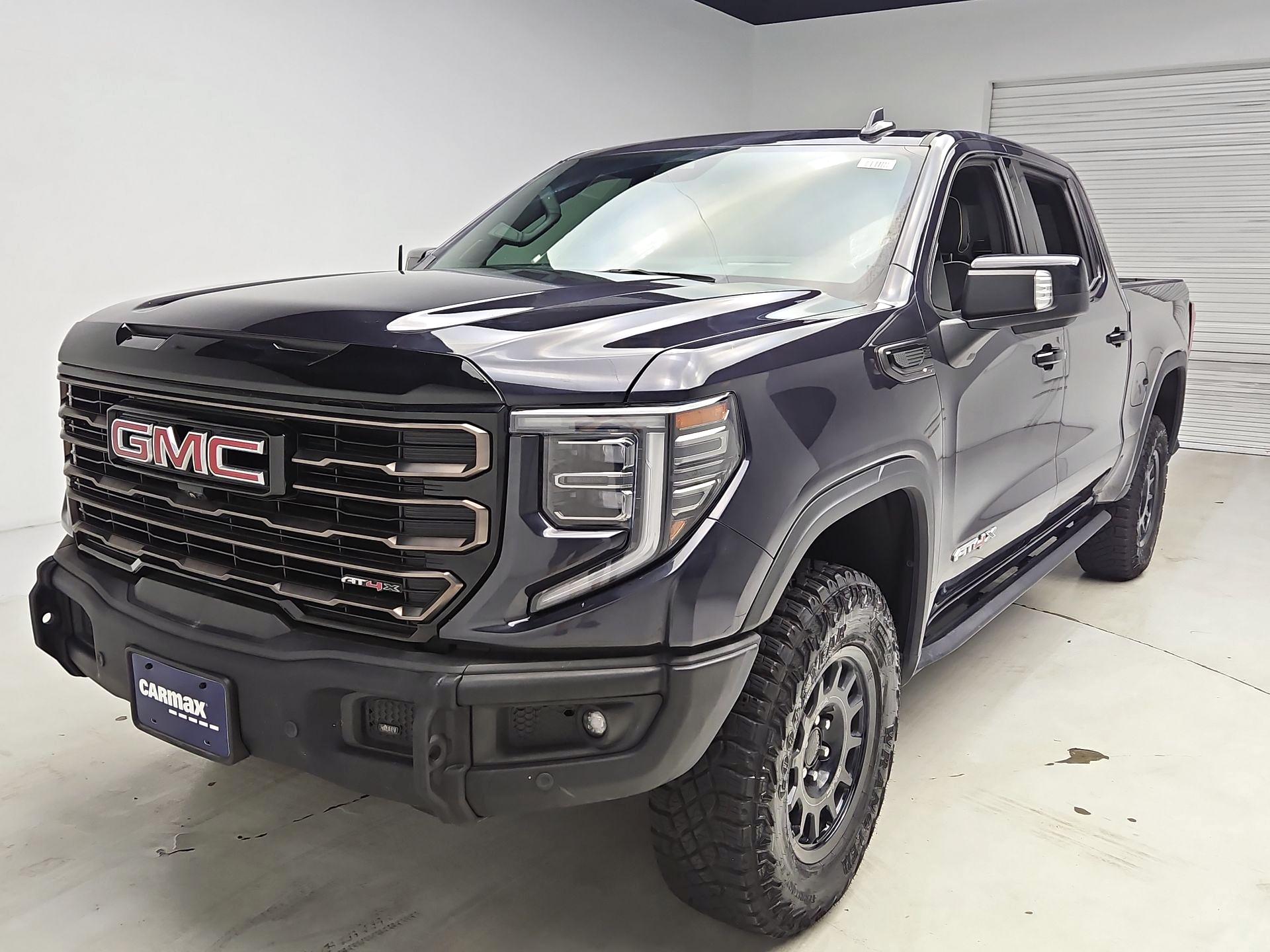 Thumbnail: 2023 GMC Sierra 1500 - 3
