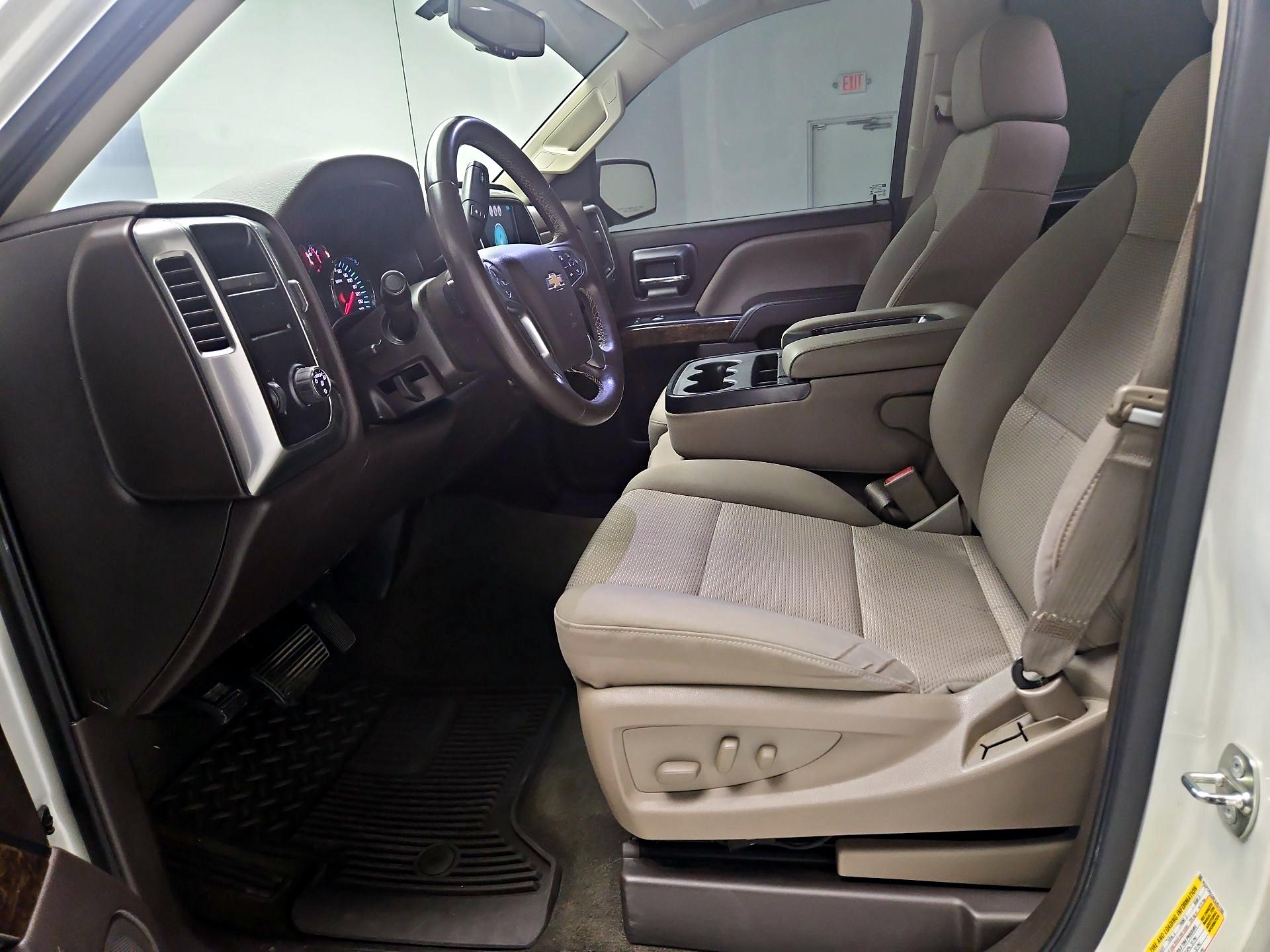 Thumbnail: 2015 Chevrolet Silverado 1500 - 9