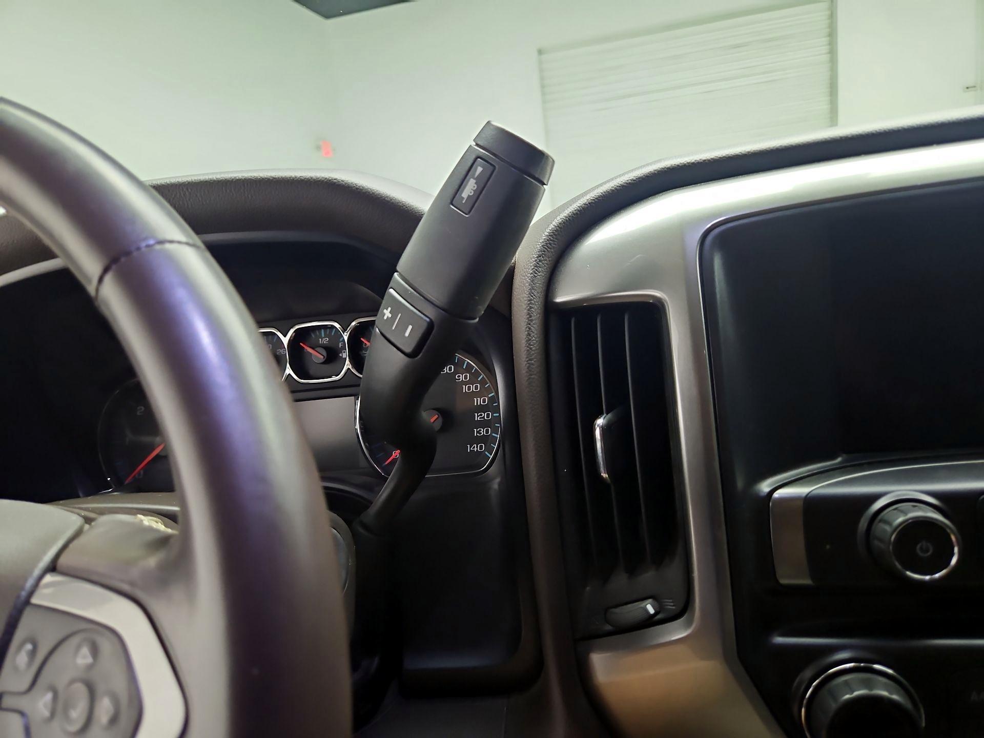 Thumbnail: 2015 Chevrolet Silverado 1500 - 16