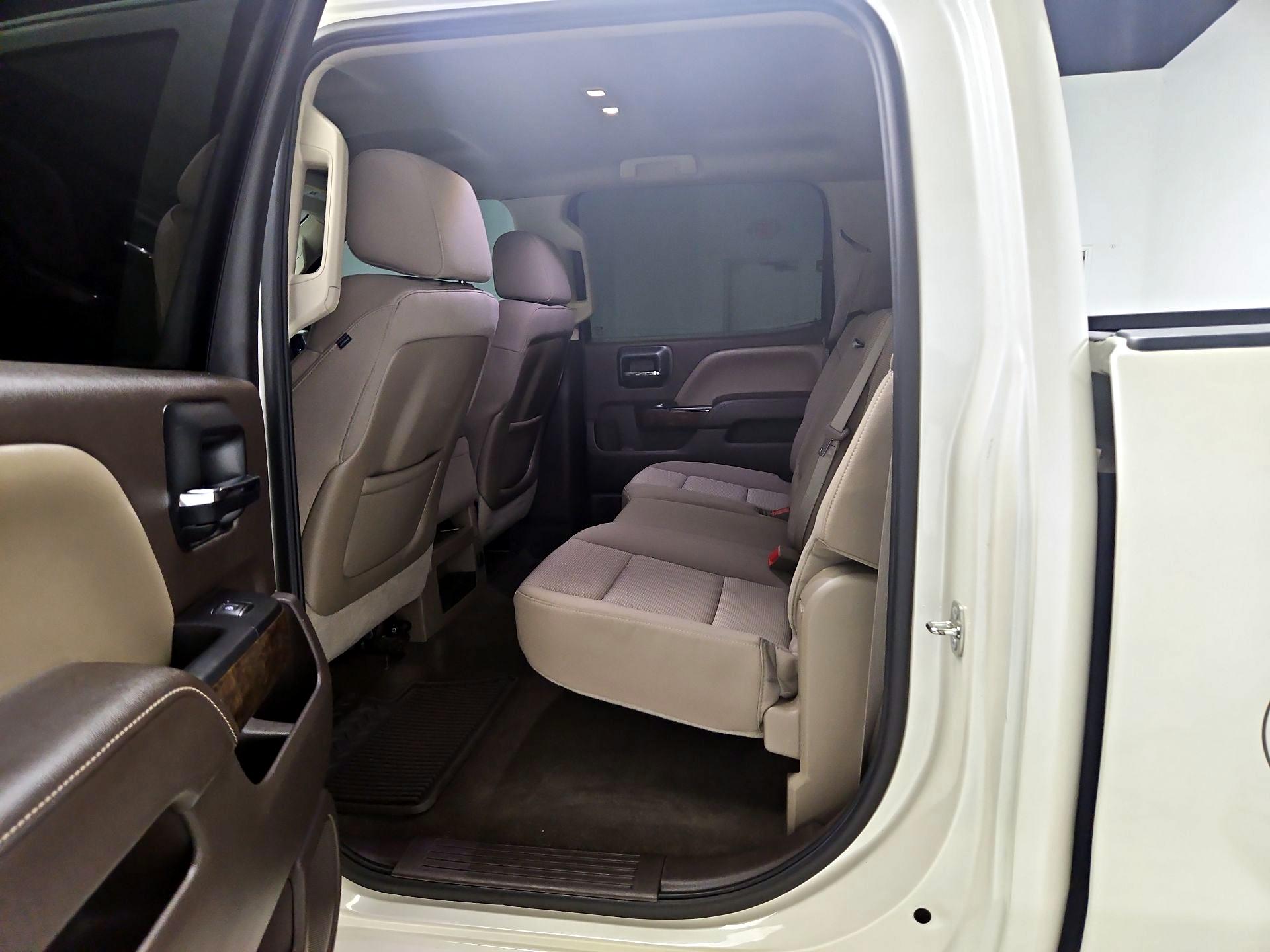 Thumbnail: 2015 Chevrolet Silverado 1500 - 18