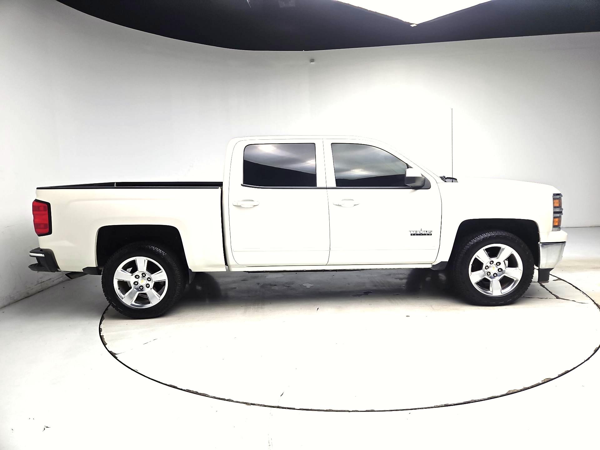 Thumbnail: 2015 Chevrolet Silverado 1500 - 4