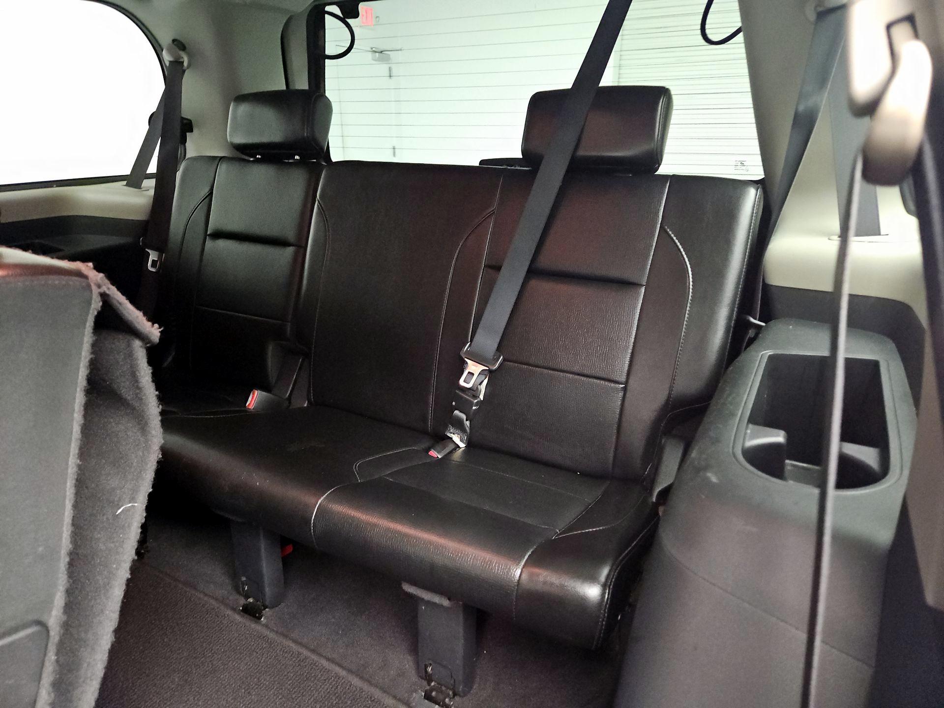 Thumbnail: 2015 Nissan Armada - 18
