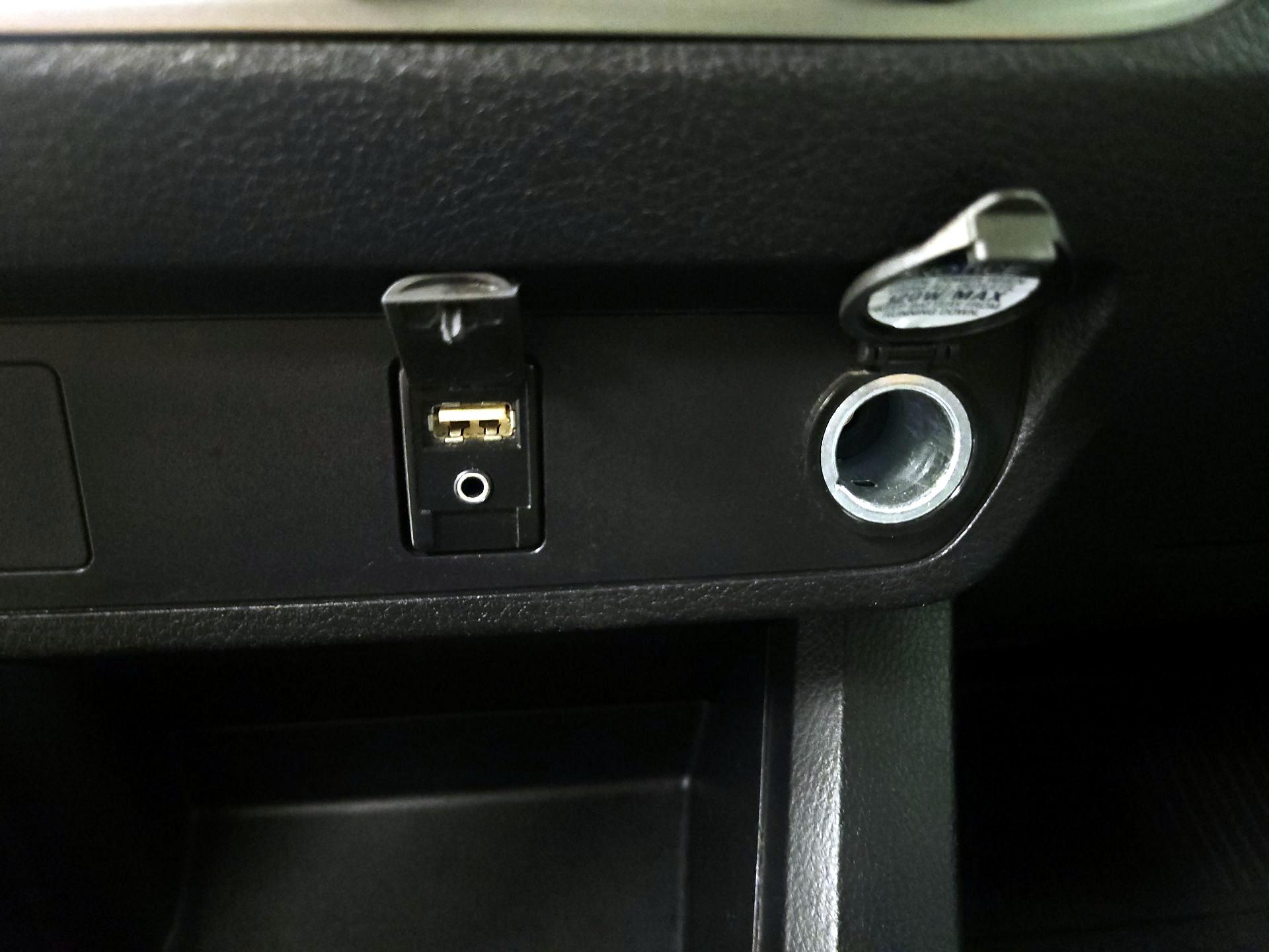 Thumbnail: 2019 Toyota Tacoma - 16