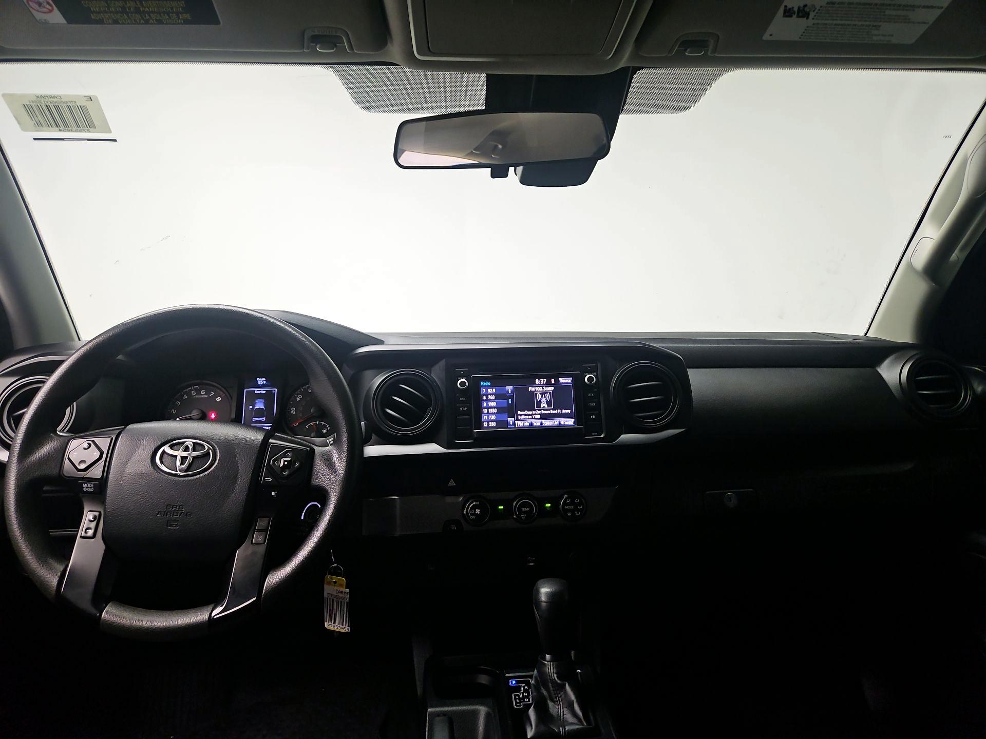 Thumbnail: 2019 Toyota Tacoma - 8