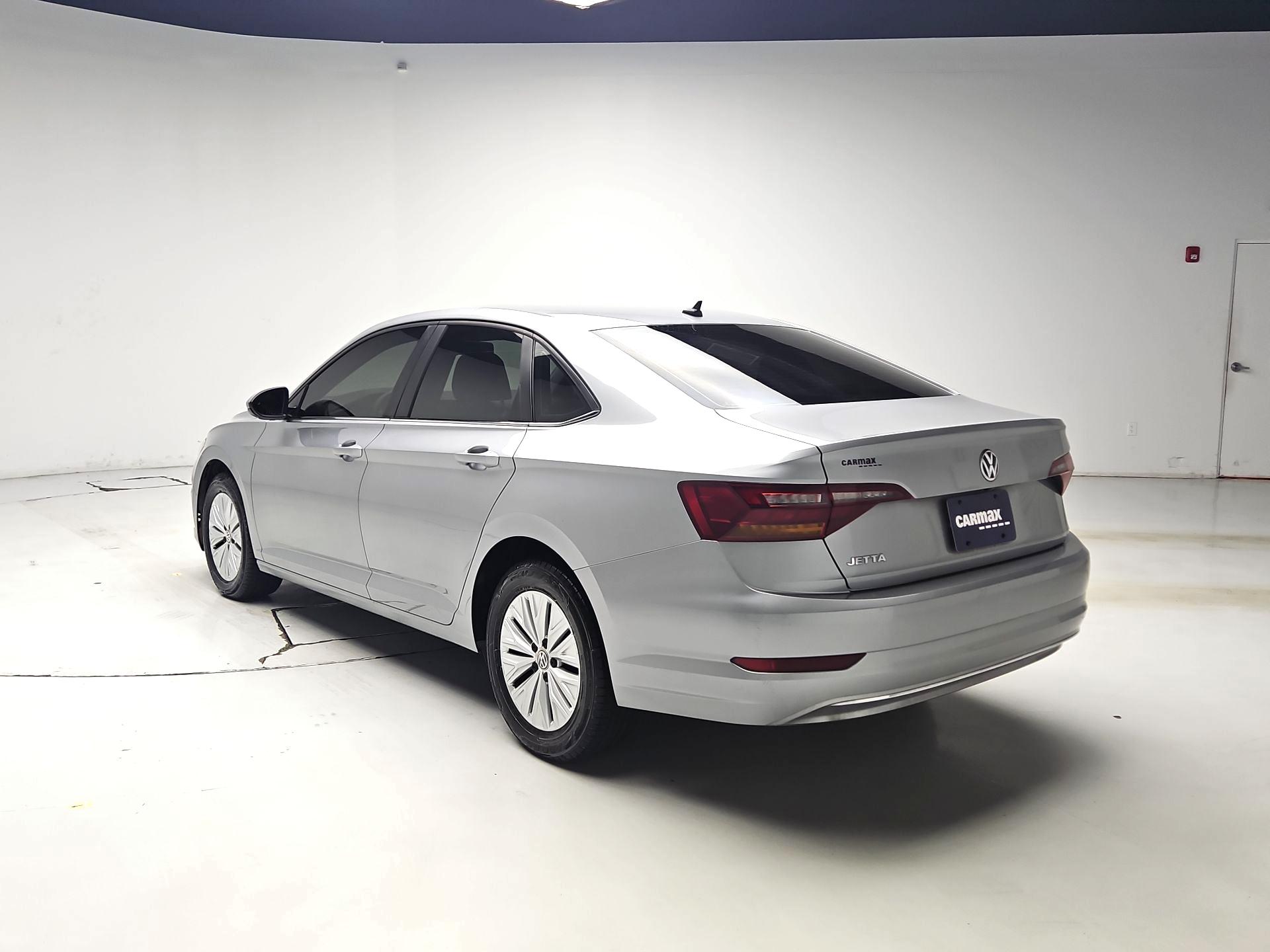 Thumbnail: 2019 Volkswagen Jetta - 7