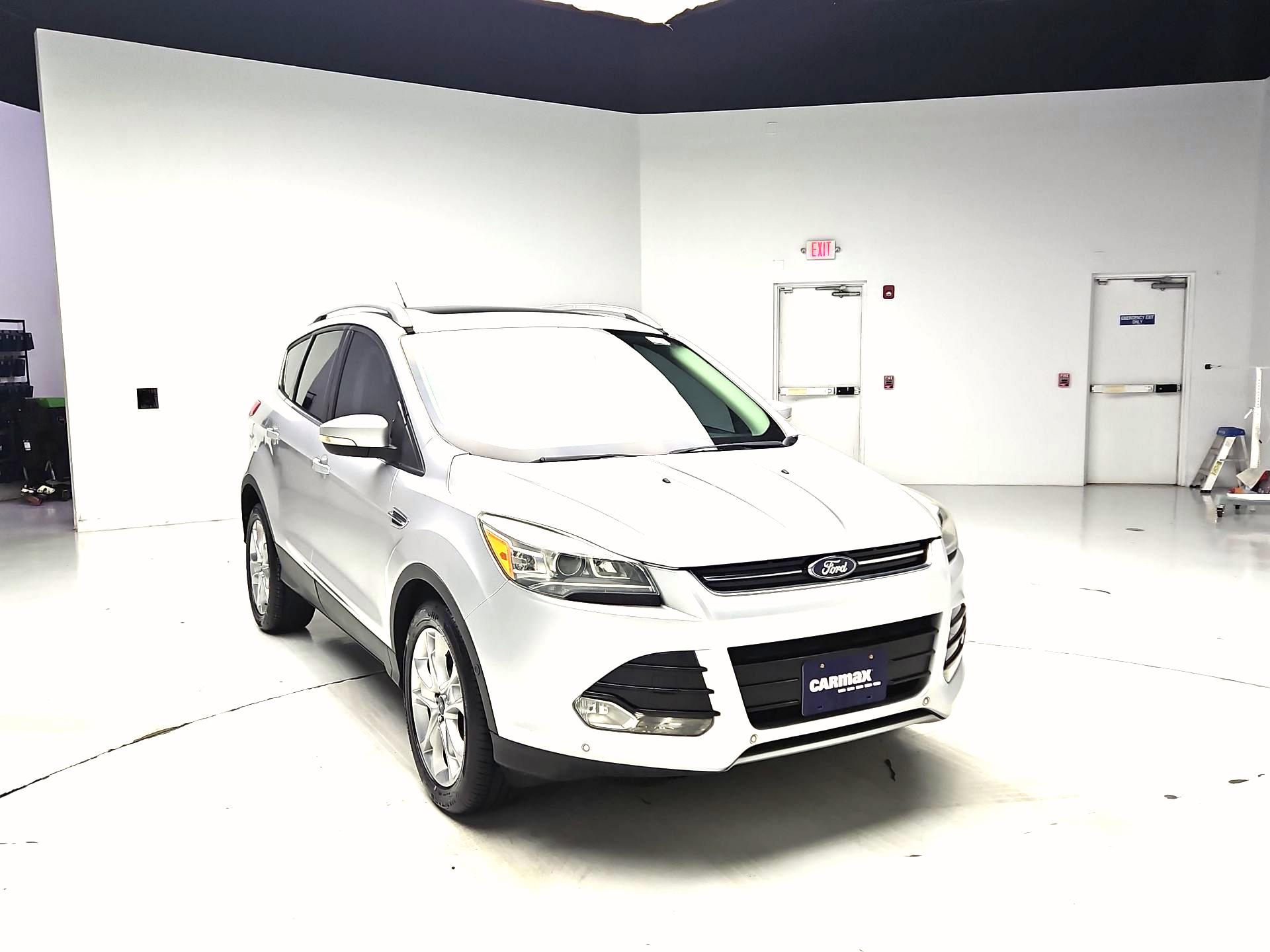 Thumbnail: 2016 Ford Escape - 1