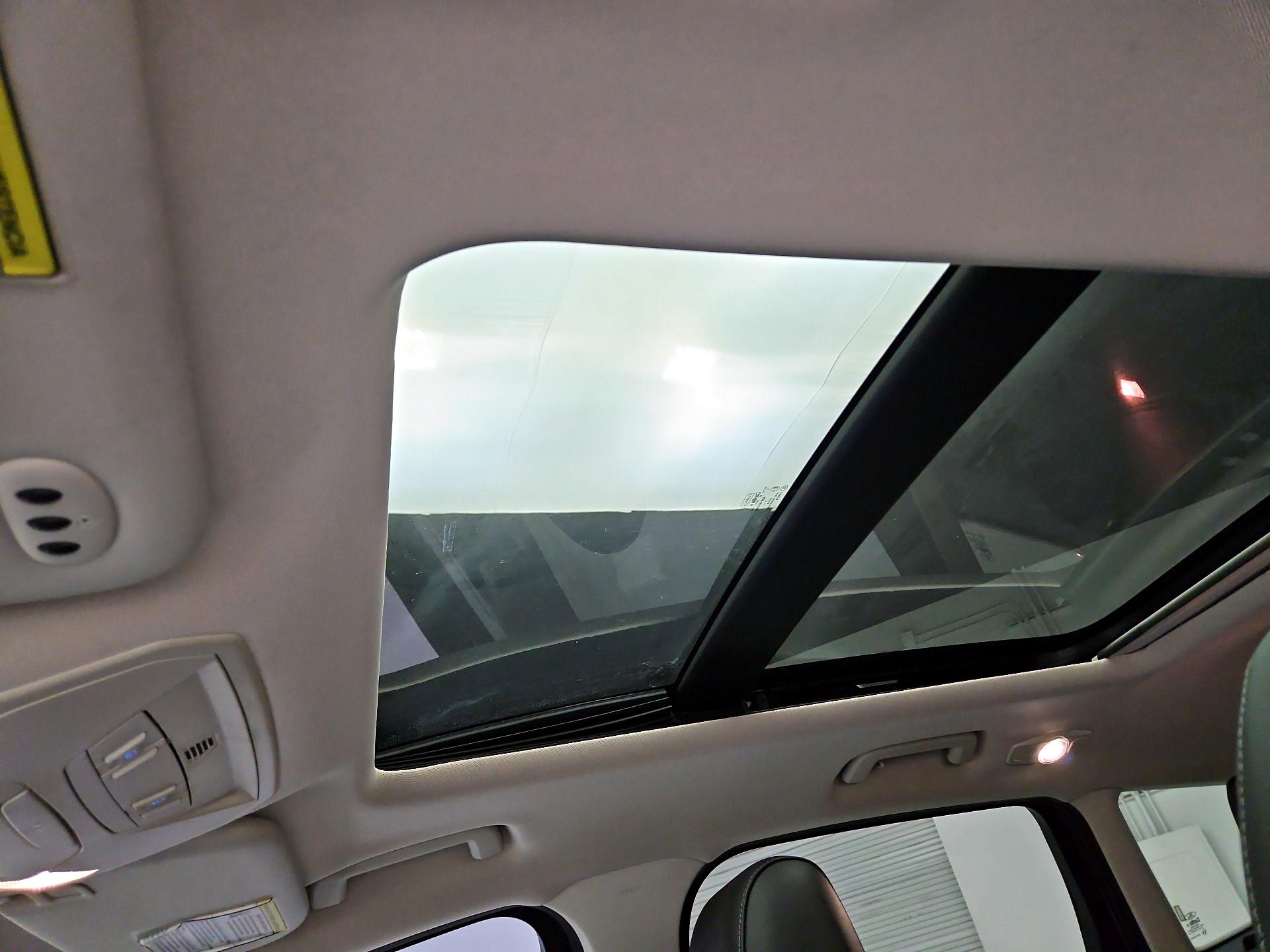 Thumbnail: 2016 Ford Escape - 18