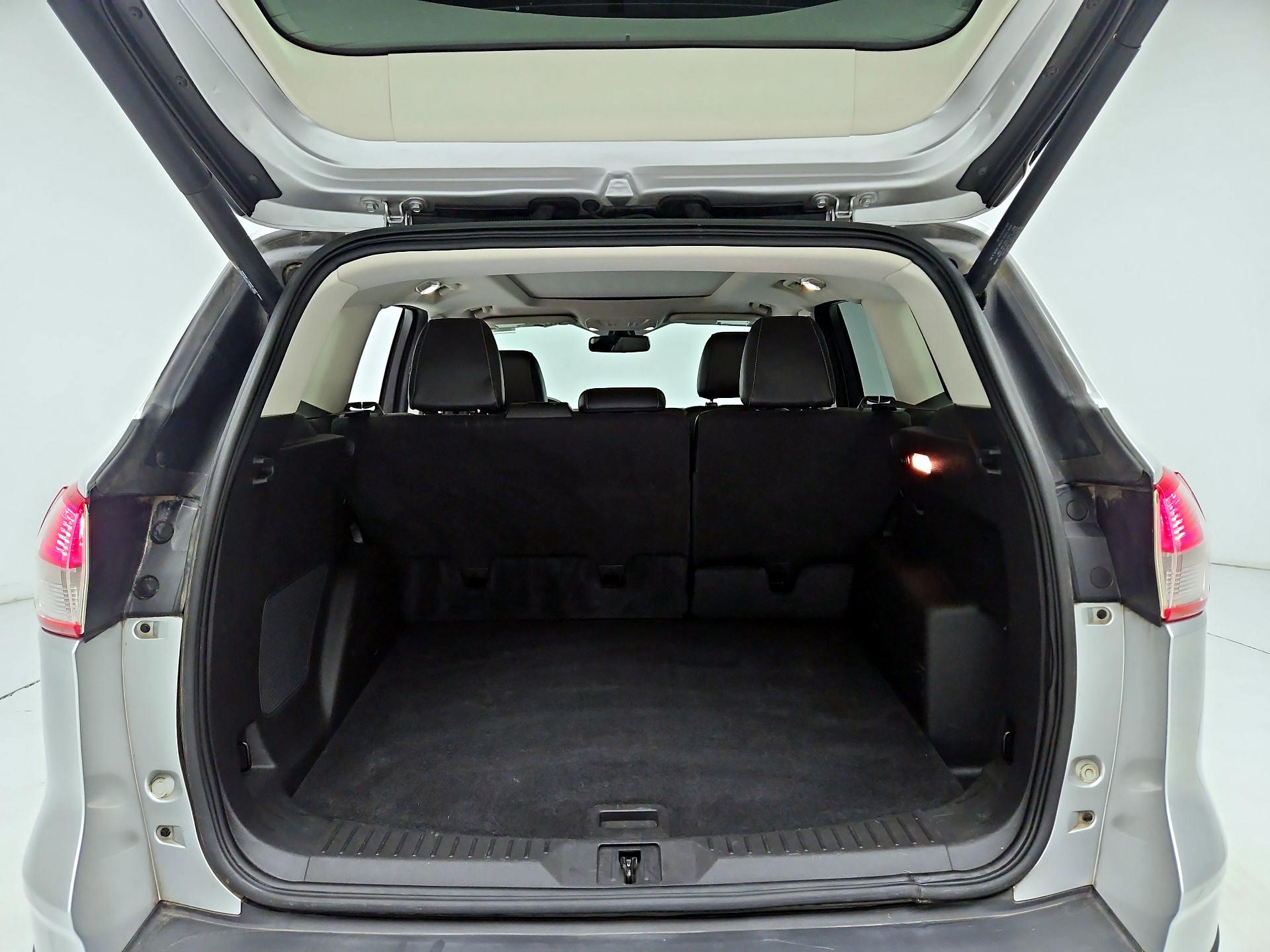 Thumbnail: 2016 Ford Escape - 20