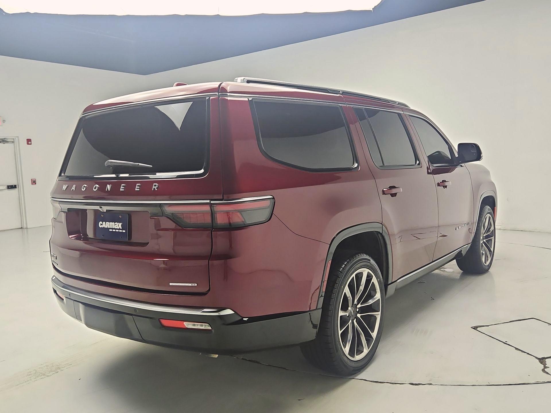 Thumbnail: 2022 Jeep Wagoneer - 5