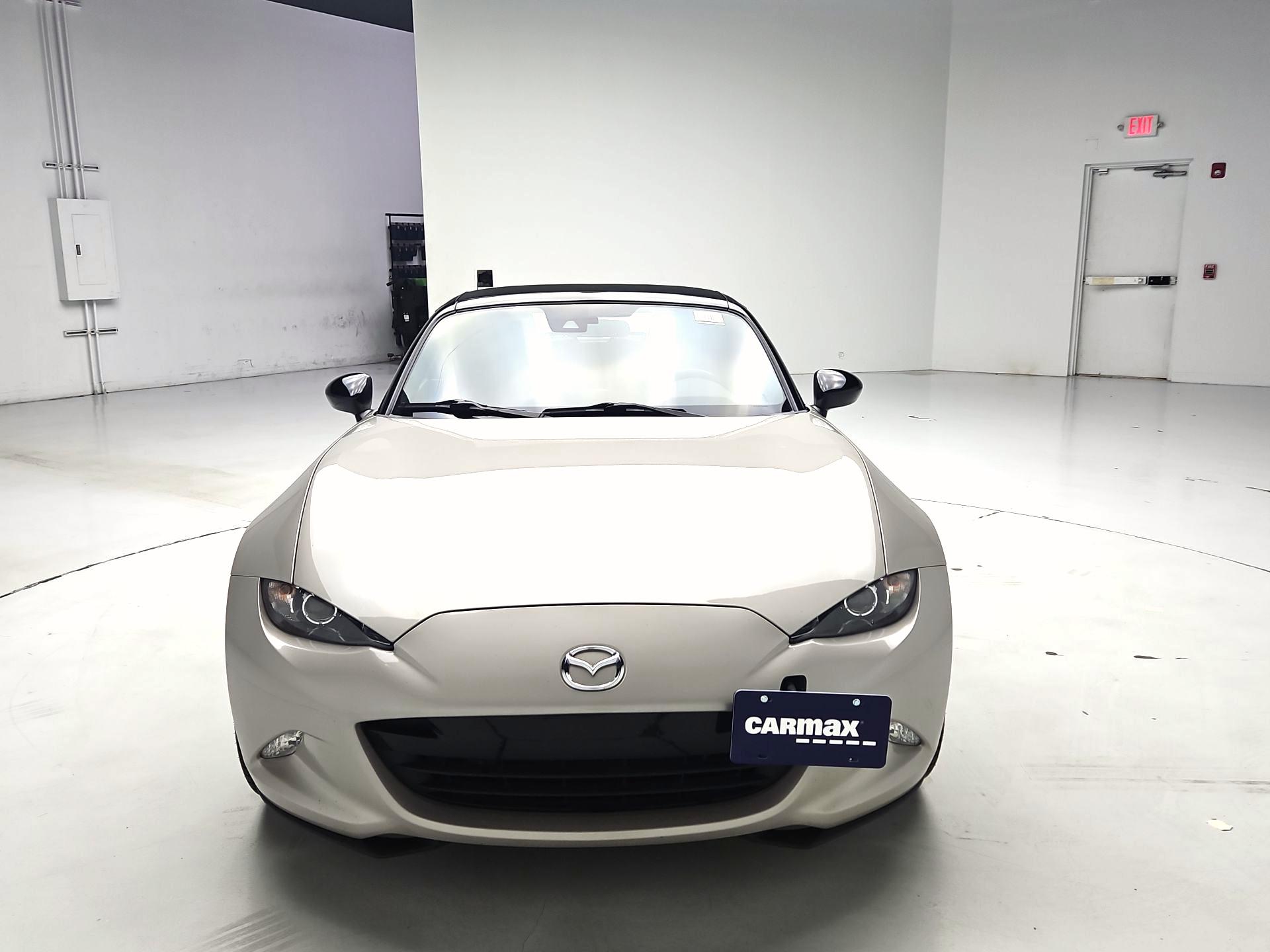 Thumbnail: 2023 Mazda MX-5 Miata - 2