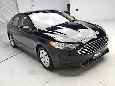 Black 2019 Ford Fusion S