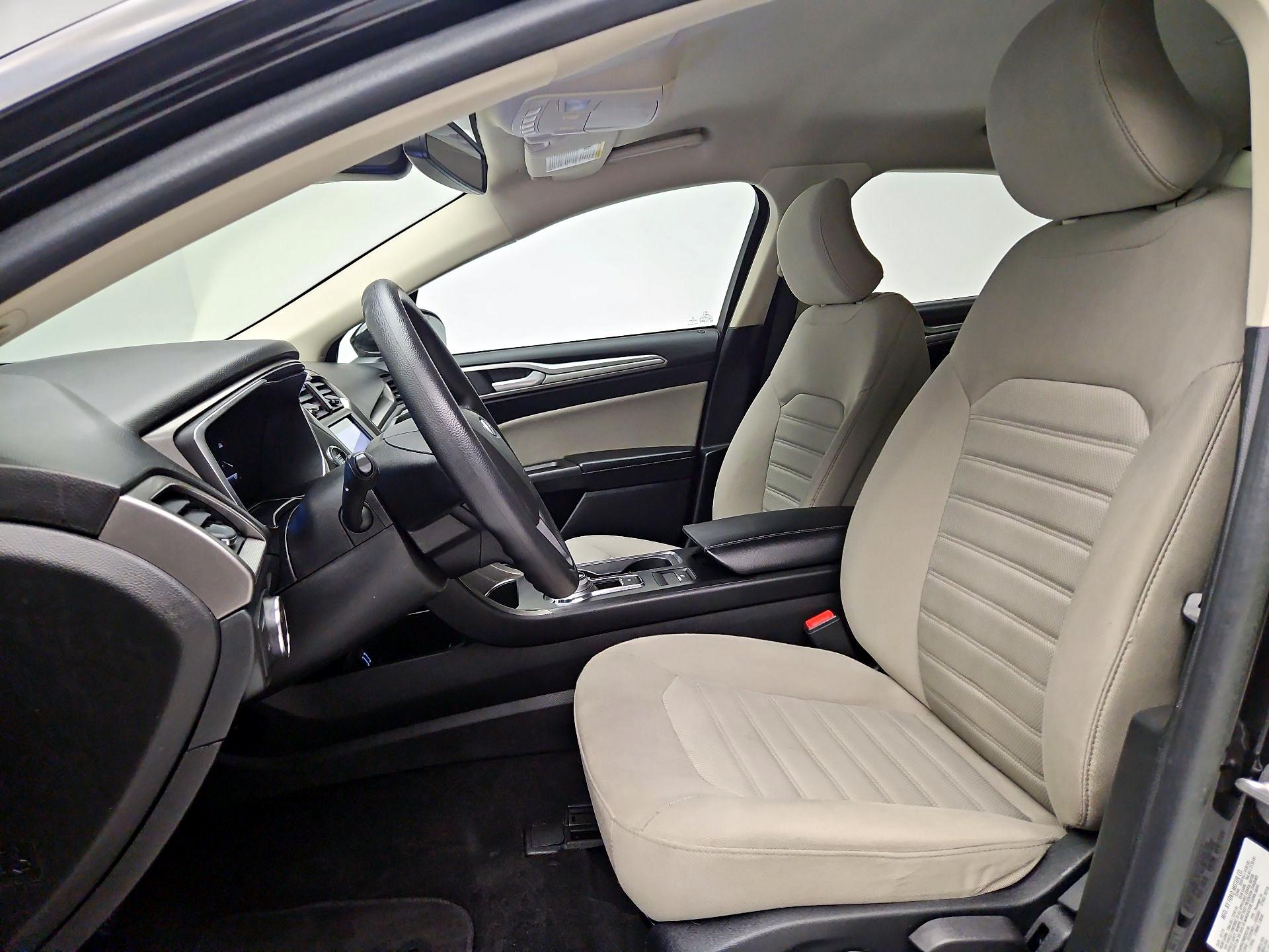 Thumbnail: 2019 Ford Fusion - 9