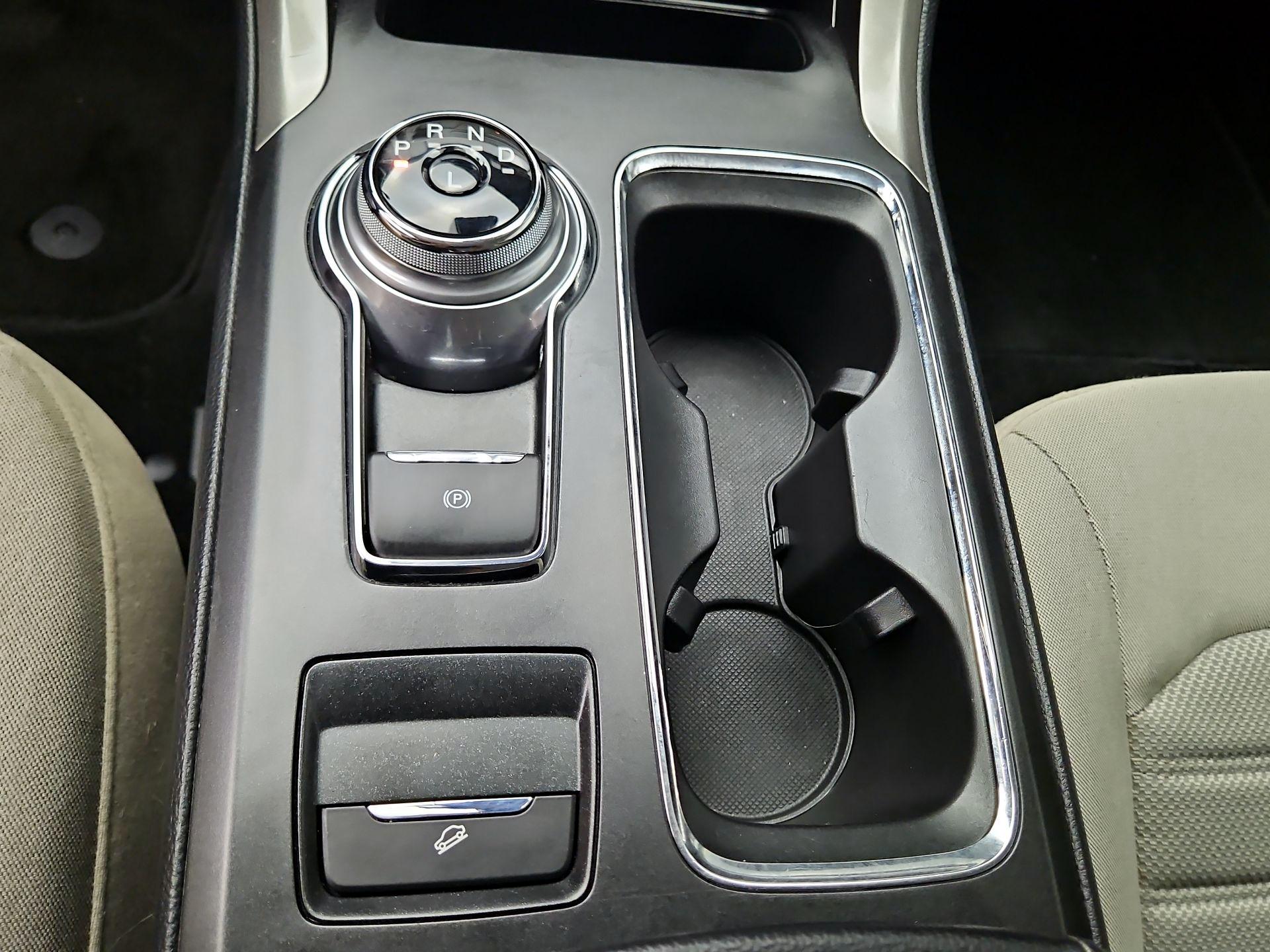 Thumbnail: 2019 Ford Fusion - 16