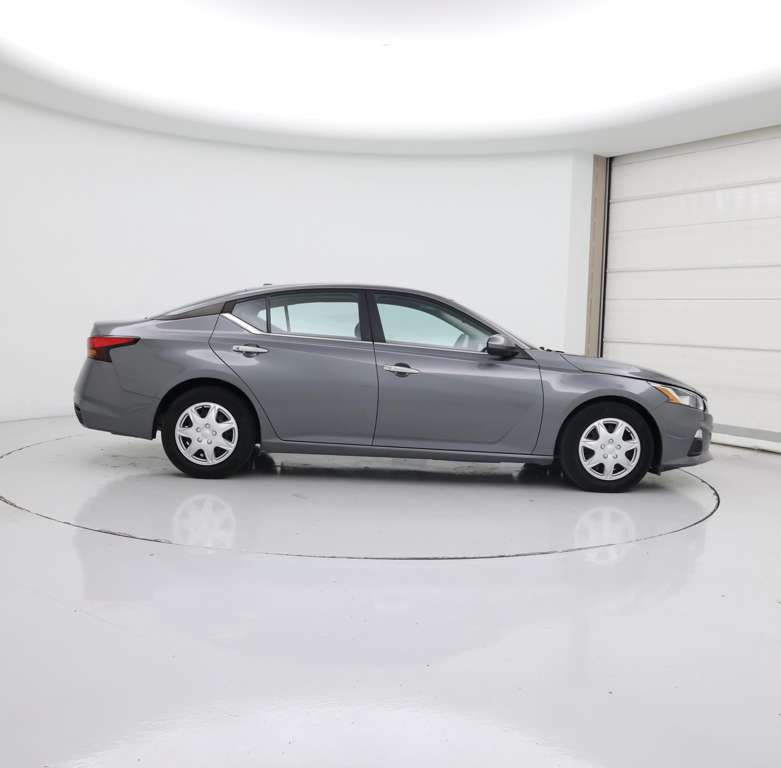 Thumbnail: 2020 Nissan Altima - 7
