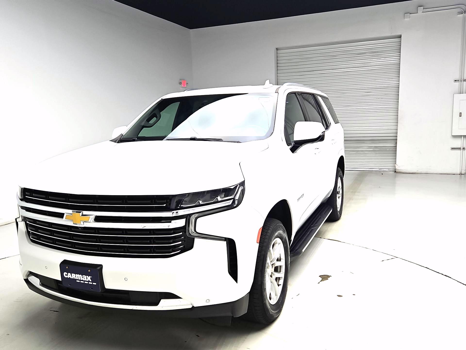 Thumbnail: 2022 Chevrolet Tahoe - 3