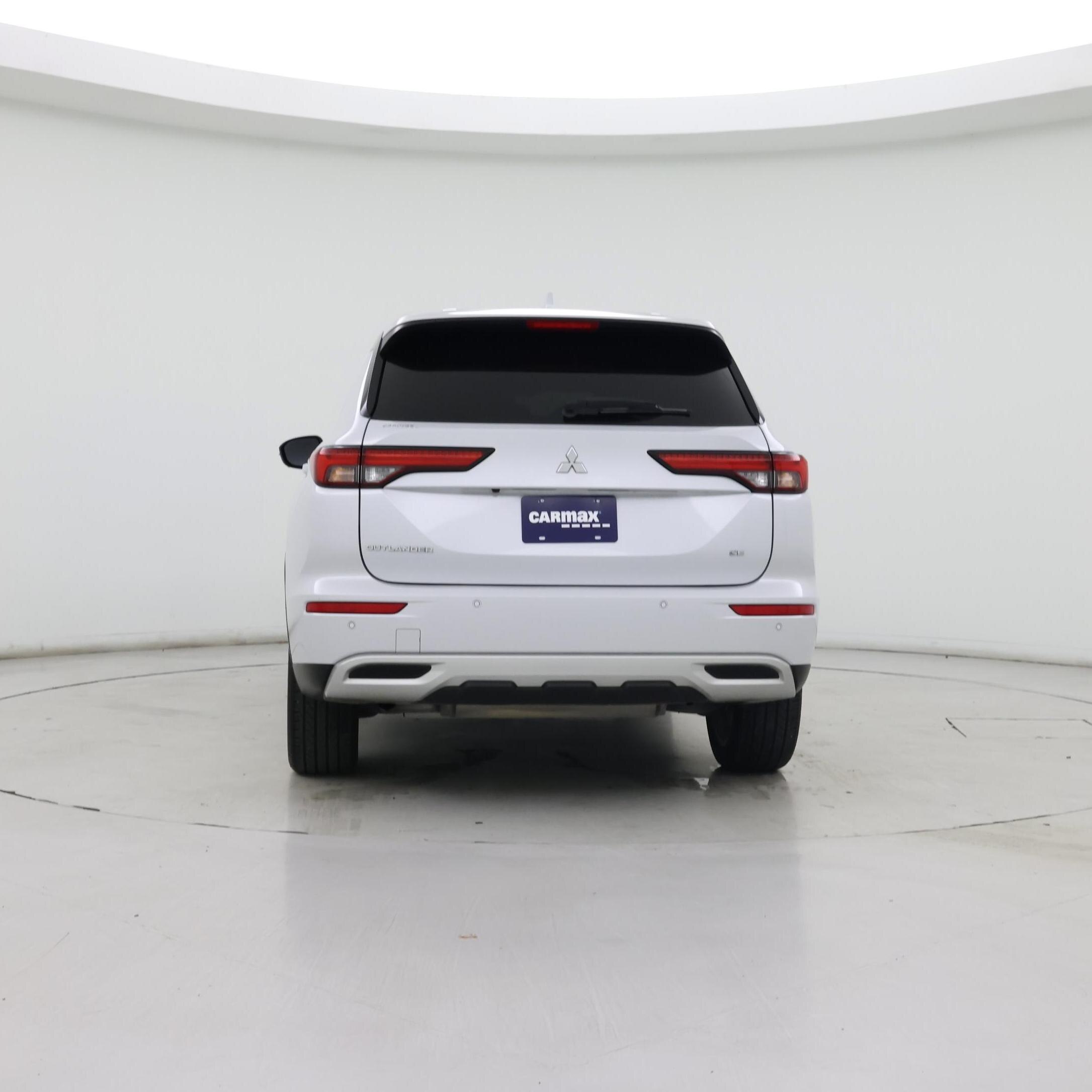 Thumbnail: 2022 Mitsubishi Outlander - 6