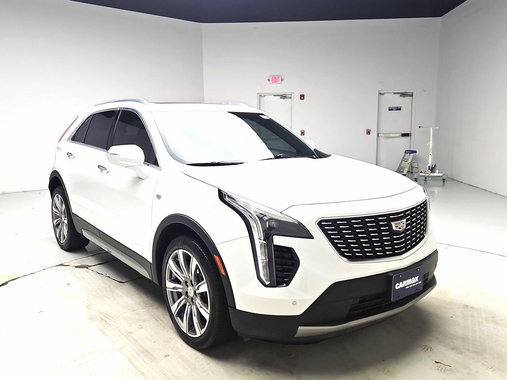 Thumbnail: 2022 Cadillac XT4 - 1