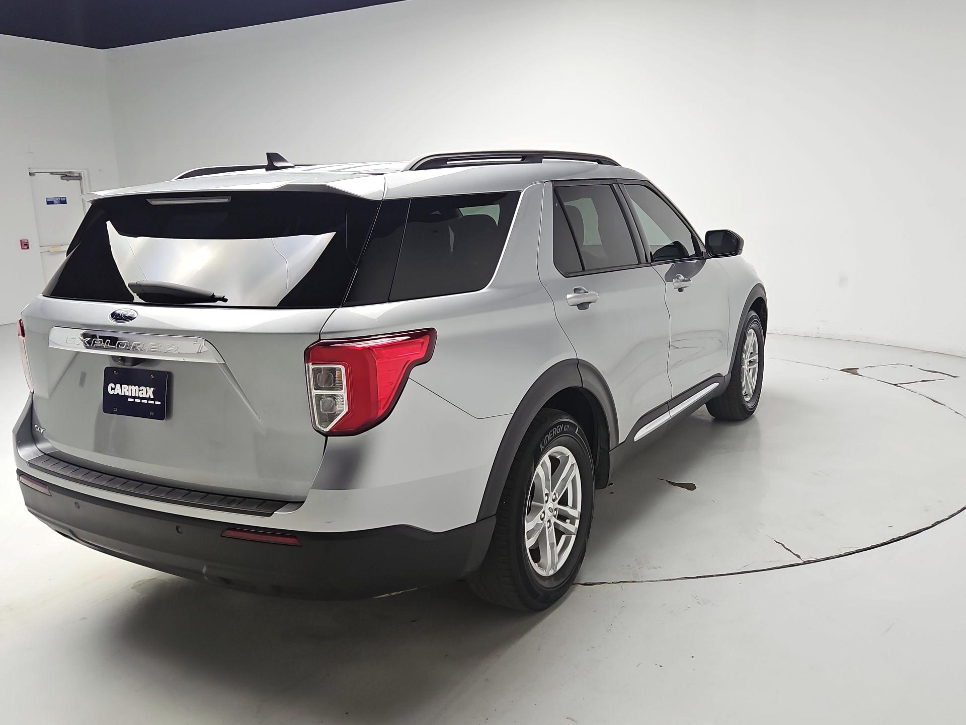 Thumbnail: 2023 Ford Explorer - 5
