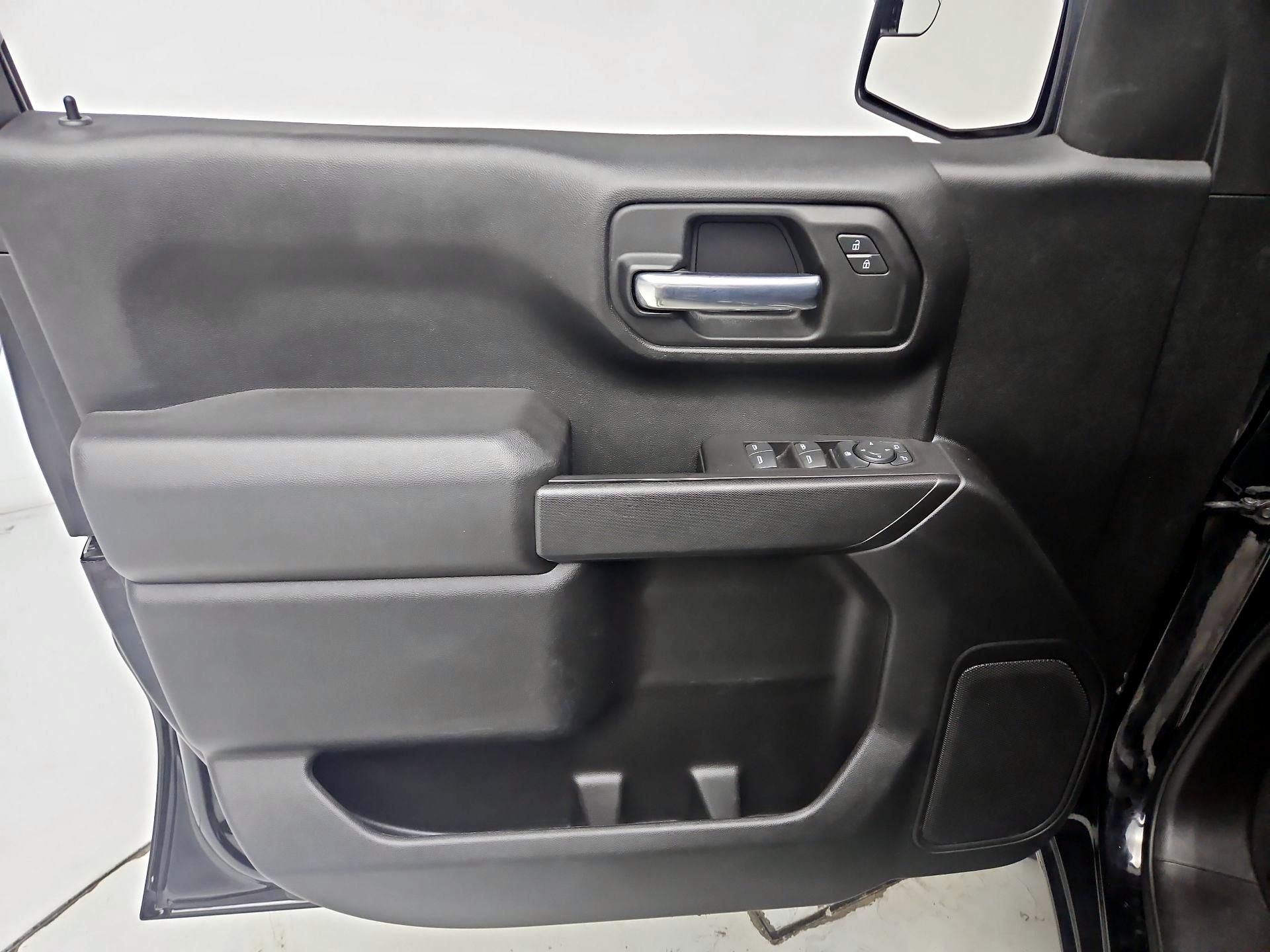 Thumbnail: 2021 Chevrolet Silverado 1500 - 10