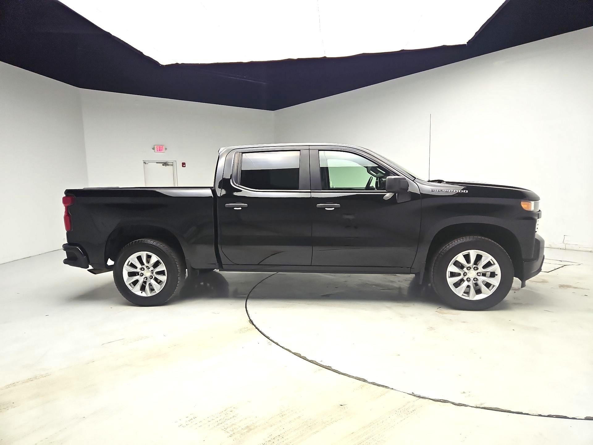 Thumbnail: 2021 Chevrolet Silverado 1500 - 4