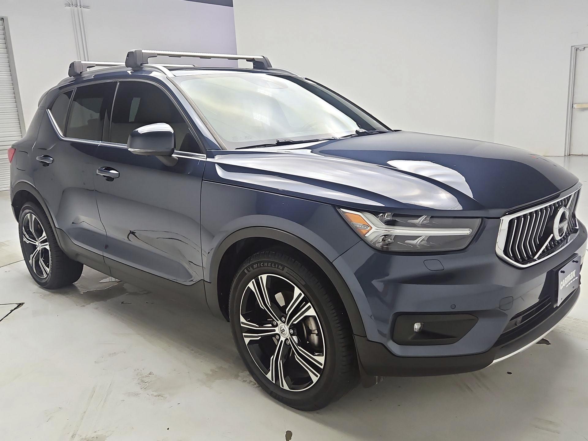 Thumbnail: 2020 Volvo XC40 - 1