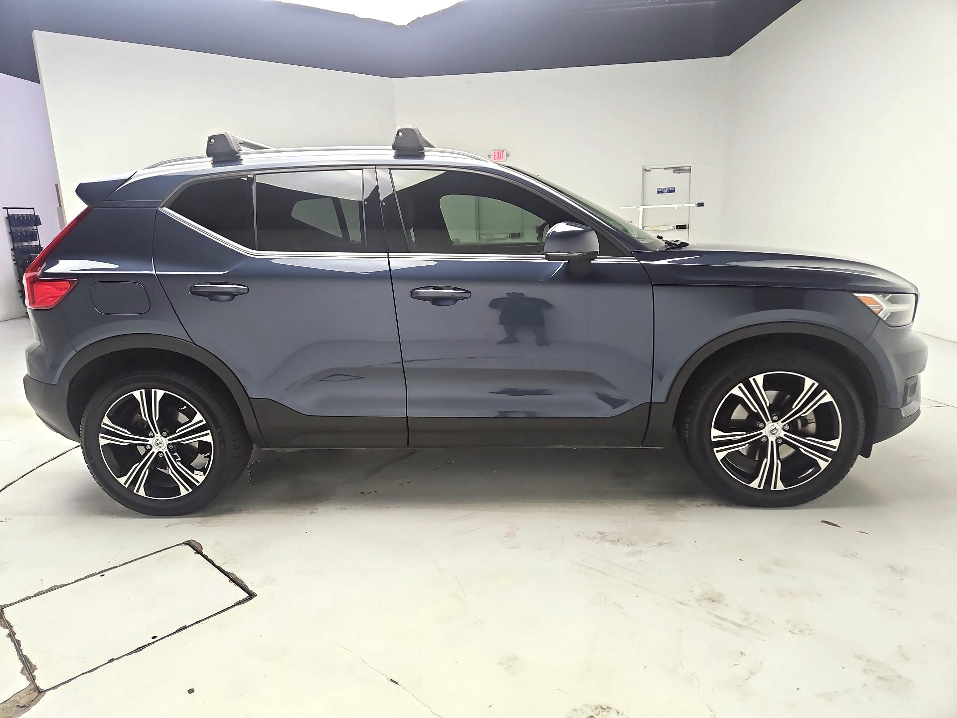 Thumbnail: 2020 Volvo XC40 - 4