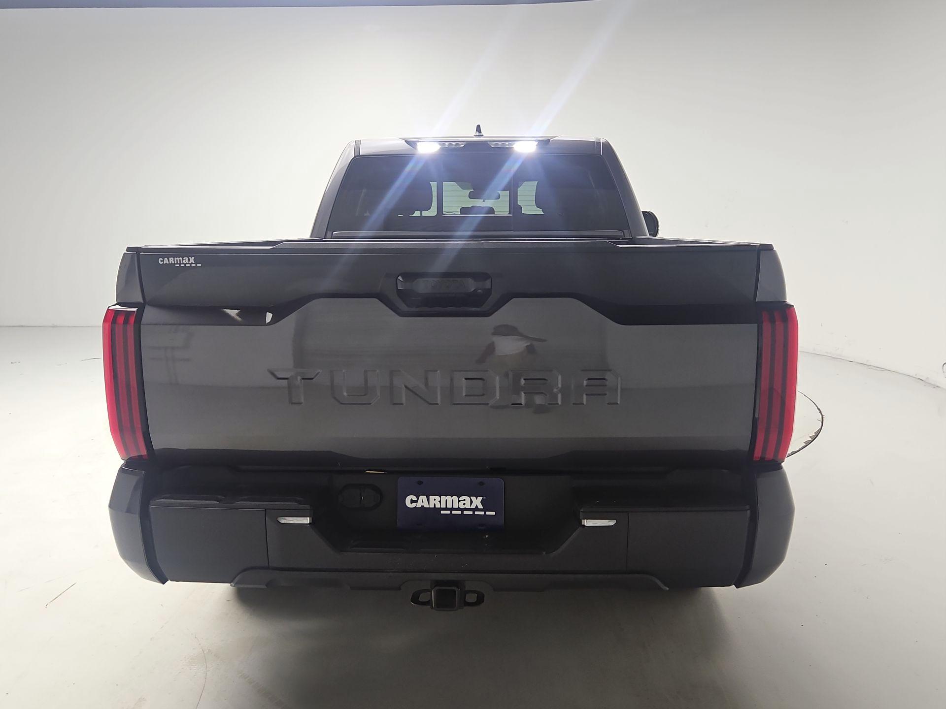 Thumbnail: 2022 Toyota Tundra - 6