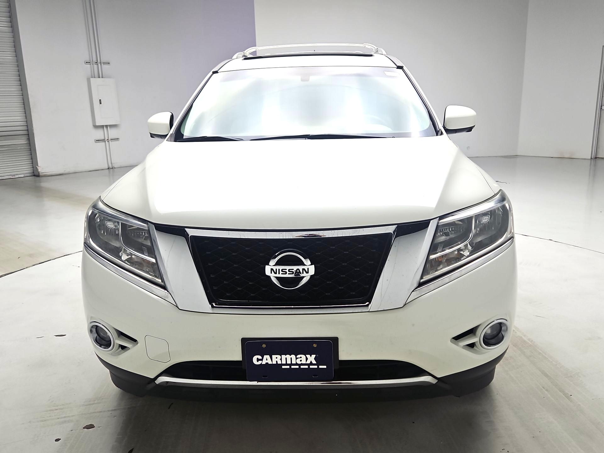 Thumbnail: 2015 Nissan Pathfinder - 2