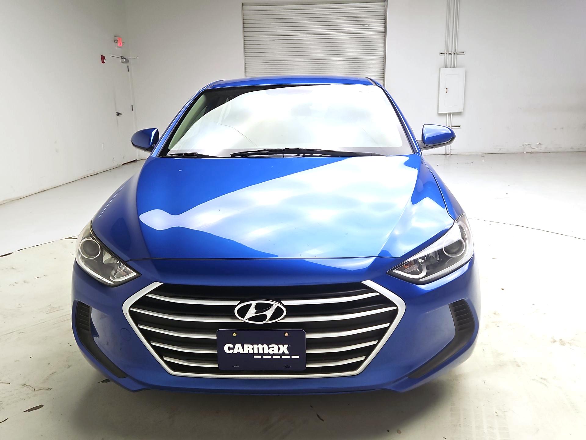 Thumbnail: 2017 Hyundai Elantra - 2