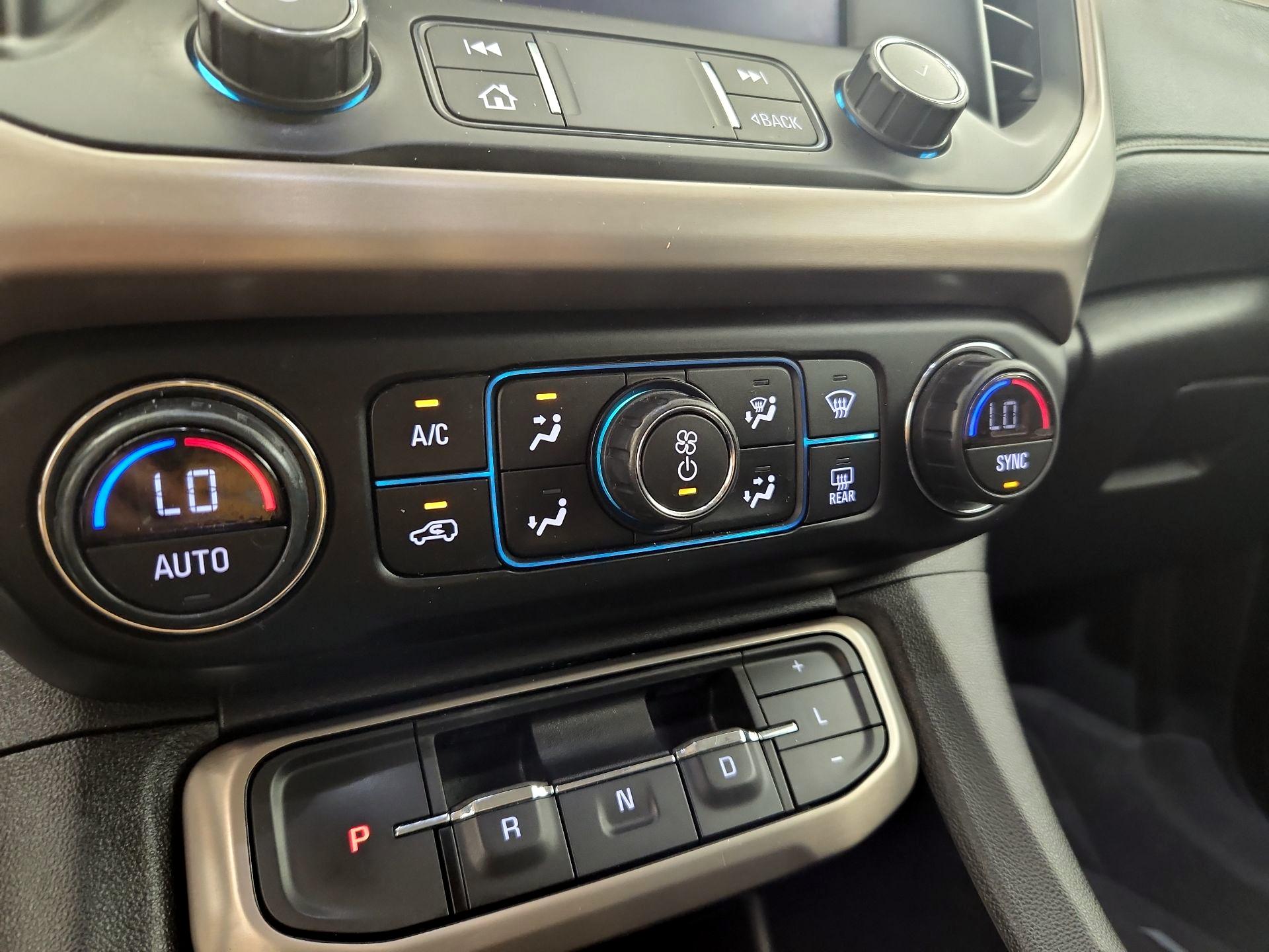 Thumbnail: 2021 GMC Acadia - 17