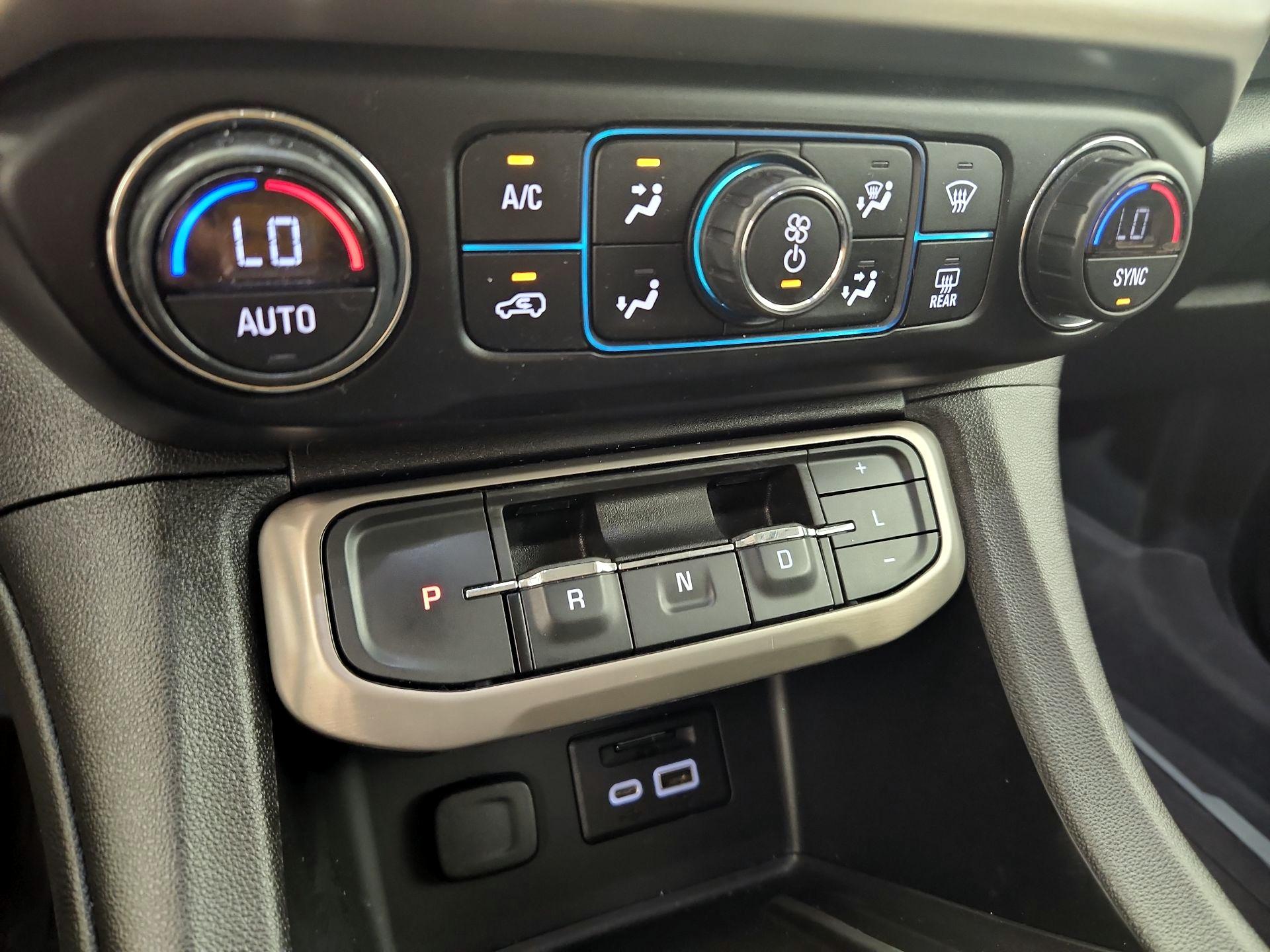Thumbnail: 2021 GMC Acadia - 18