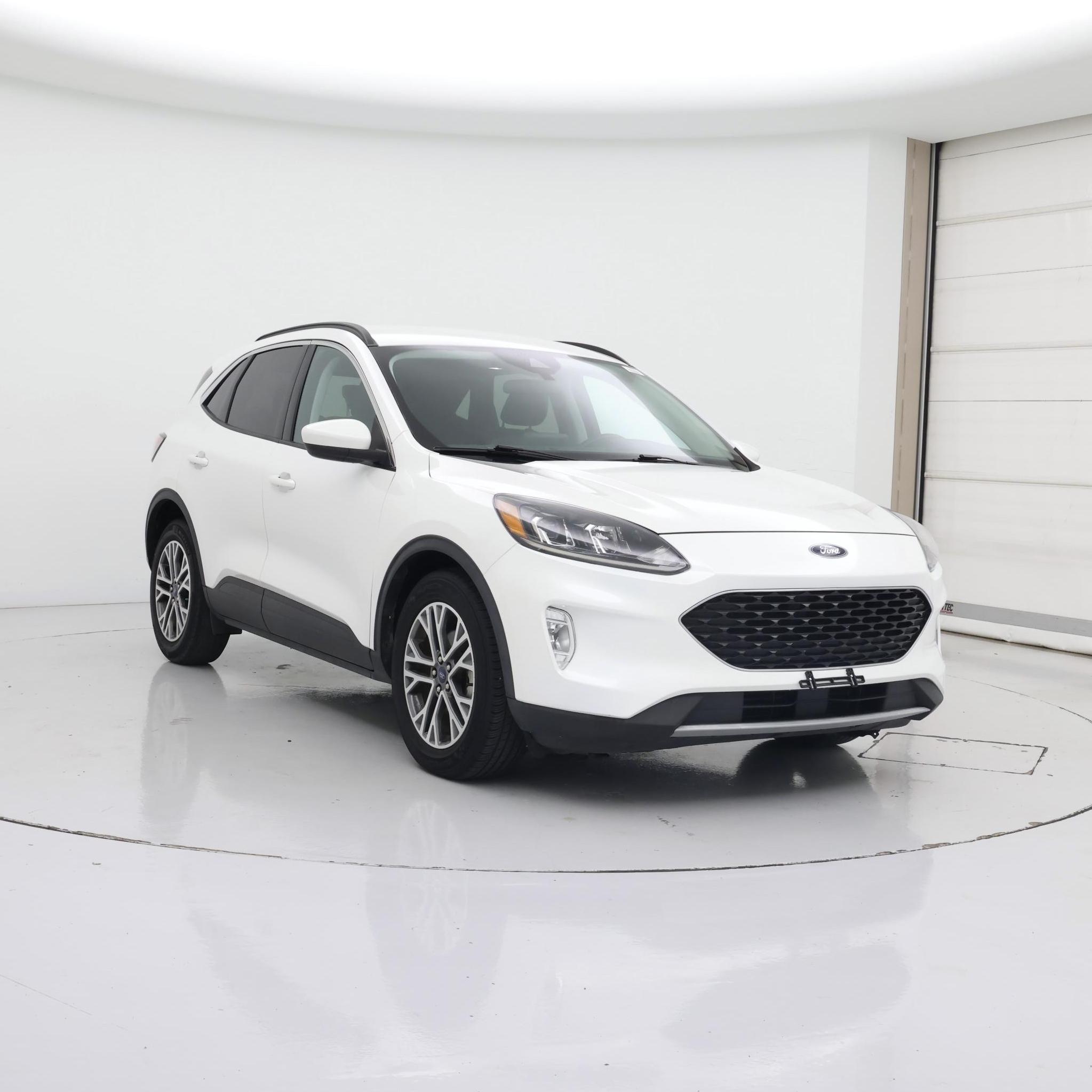 Thumbnail: 2021 Ford Escape - 1