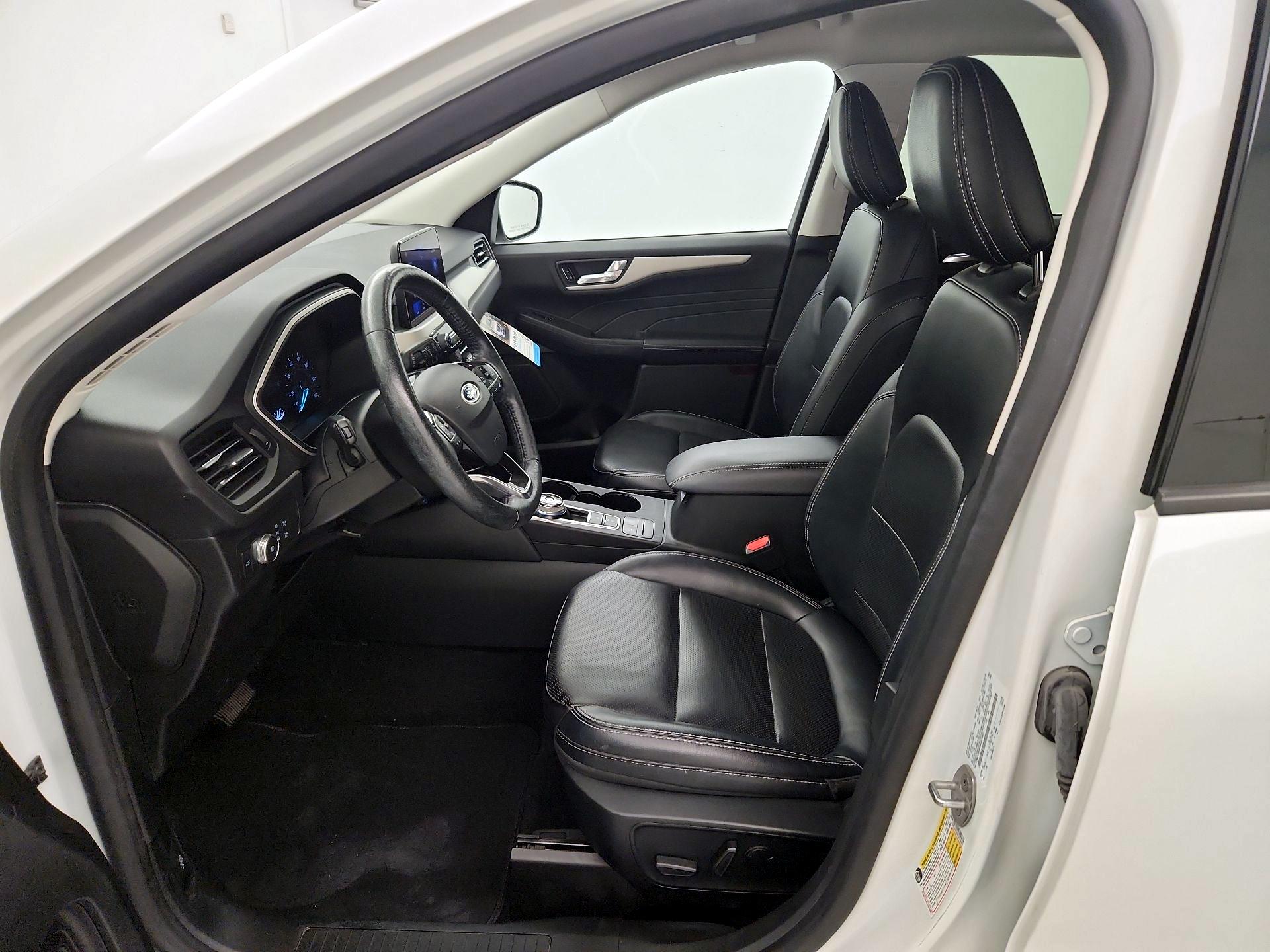 Thumbnail: 2021 Ford Escape - 11