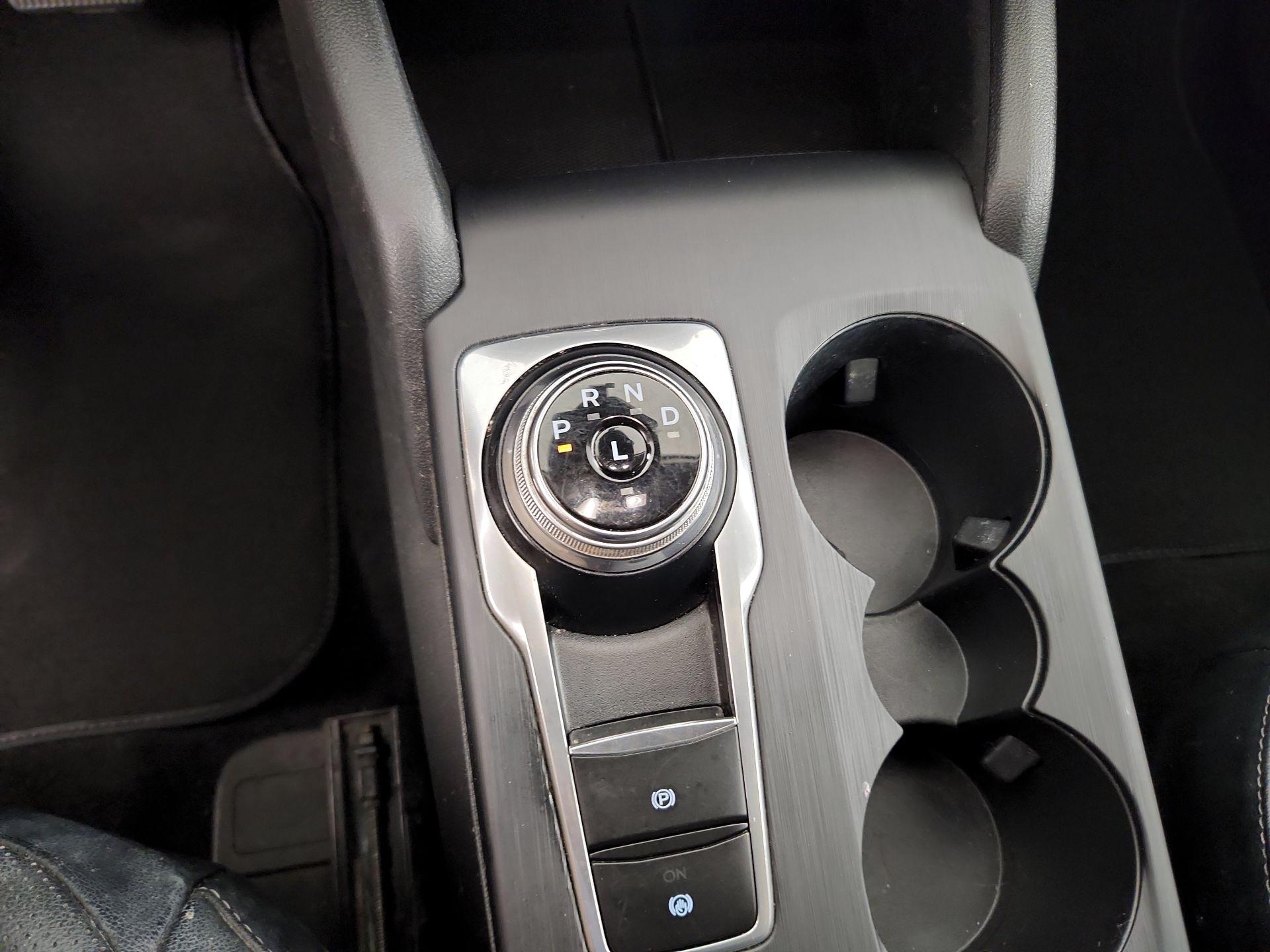 Thumbnail: 2021 Ford Escape - 18