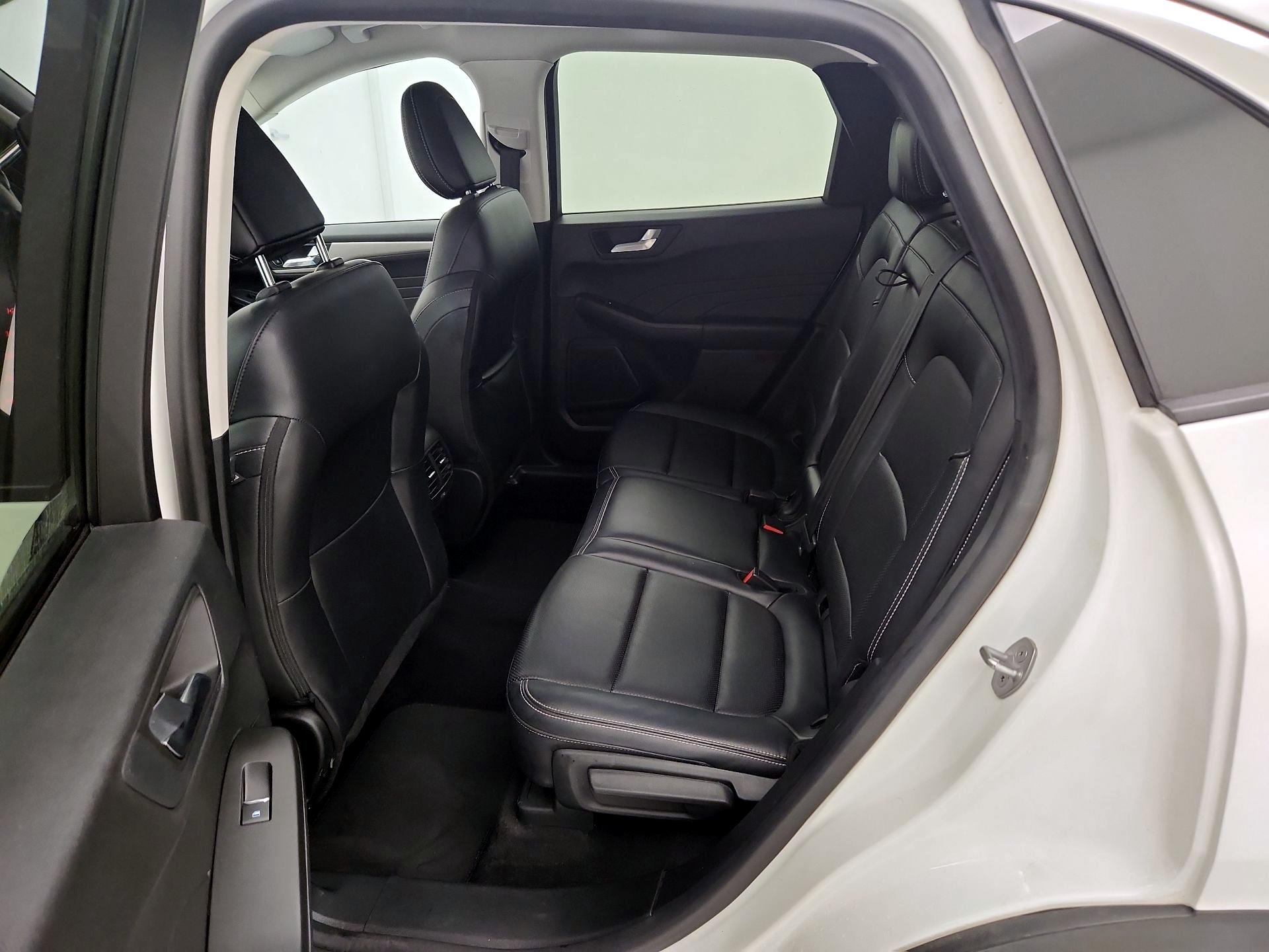Thumbnail: 2021 Ford Escape - 20