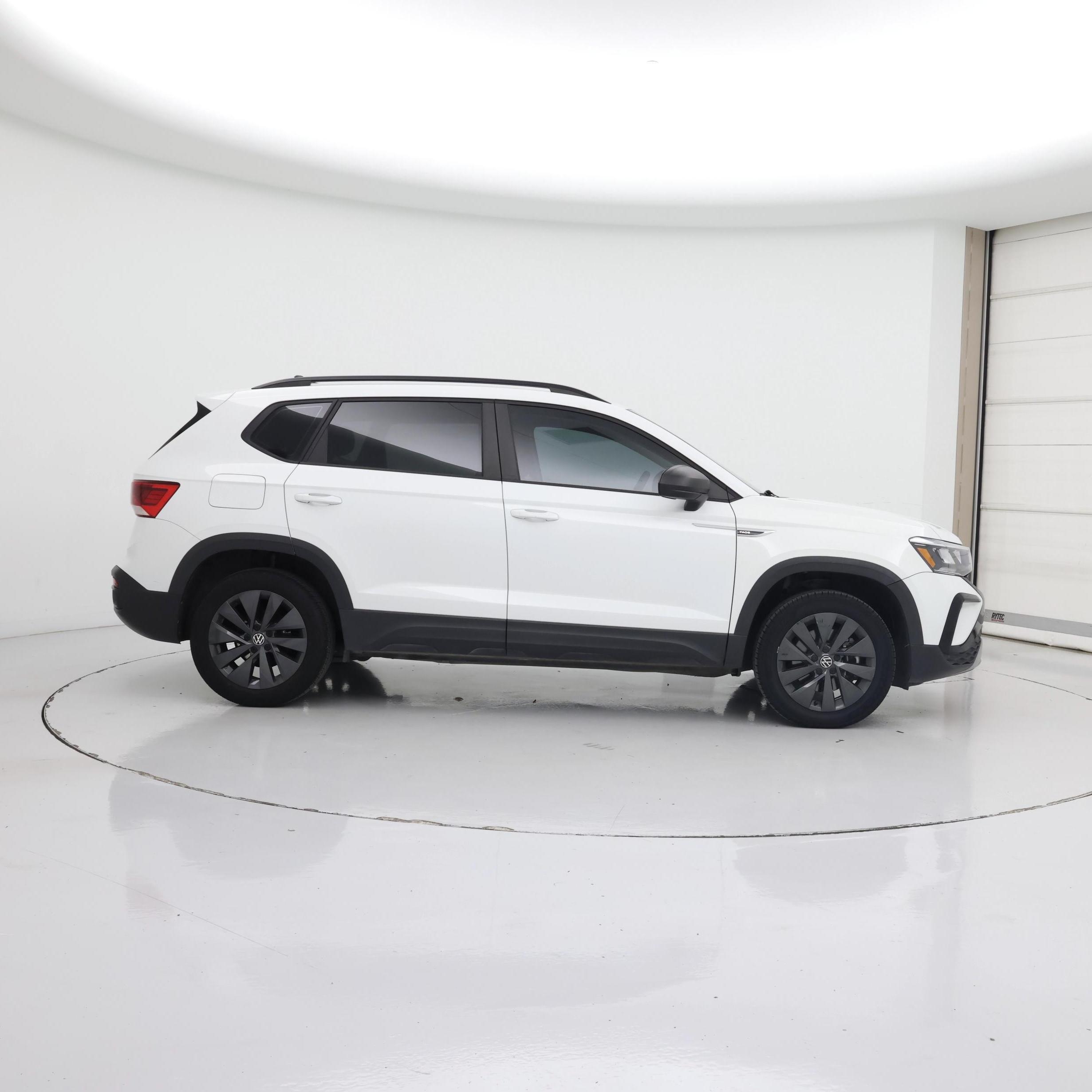 Thumbnail: 2022 Volkswagen Taos - 7