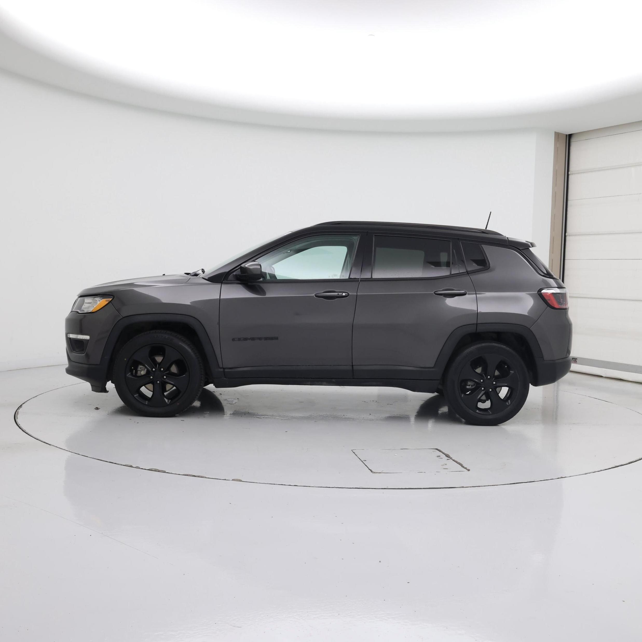 Thumbnail: 2021 Jeep Compass - 3