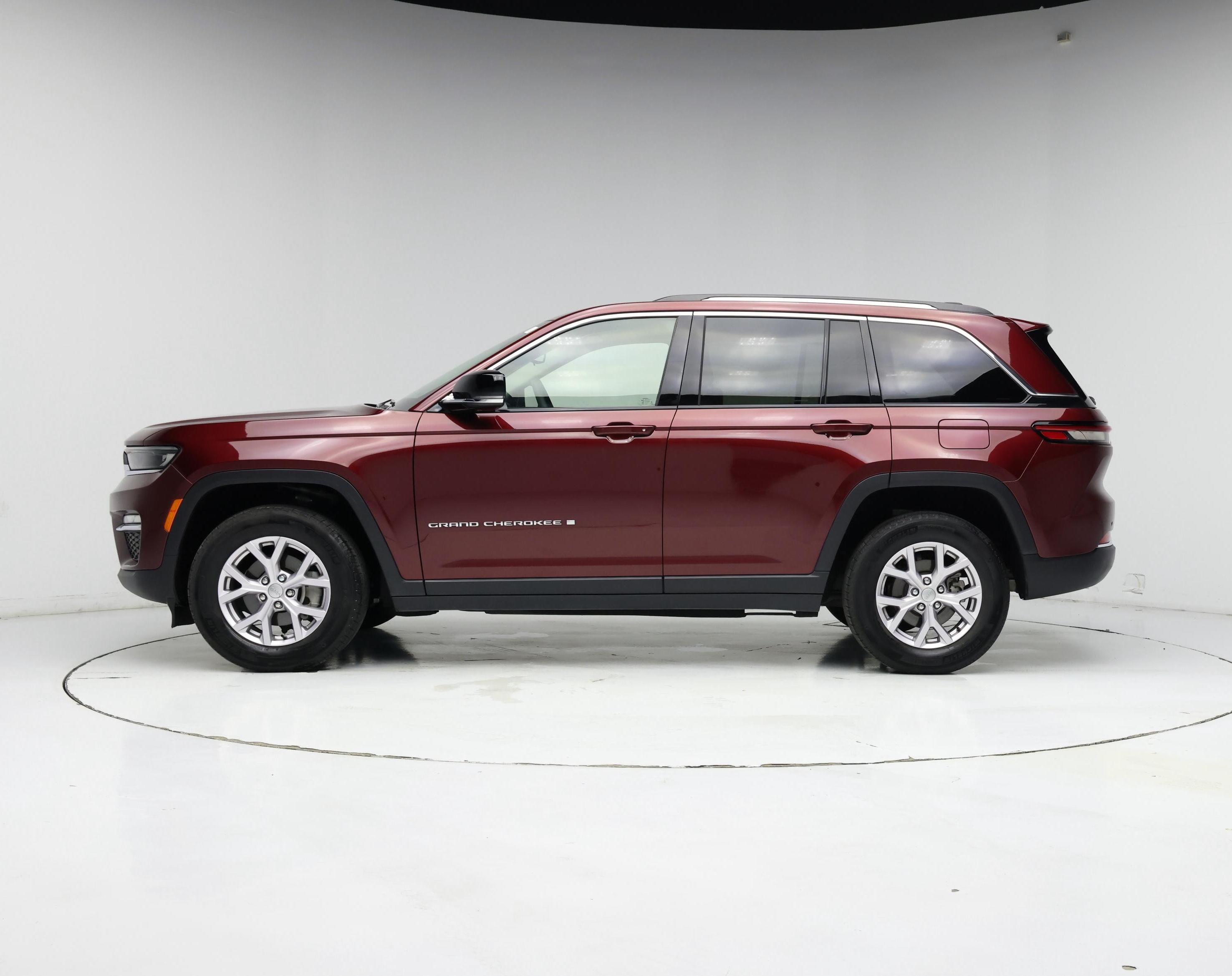 Thumbnail: 2022 Jeep Grand Cherokee - 3